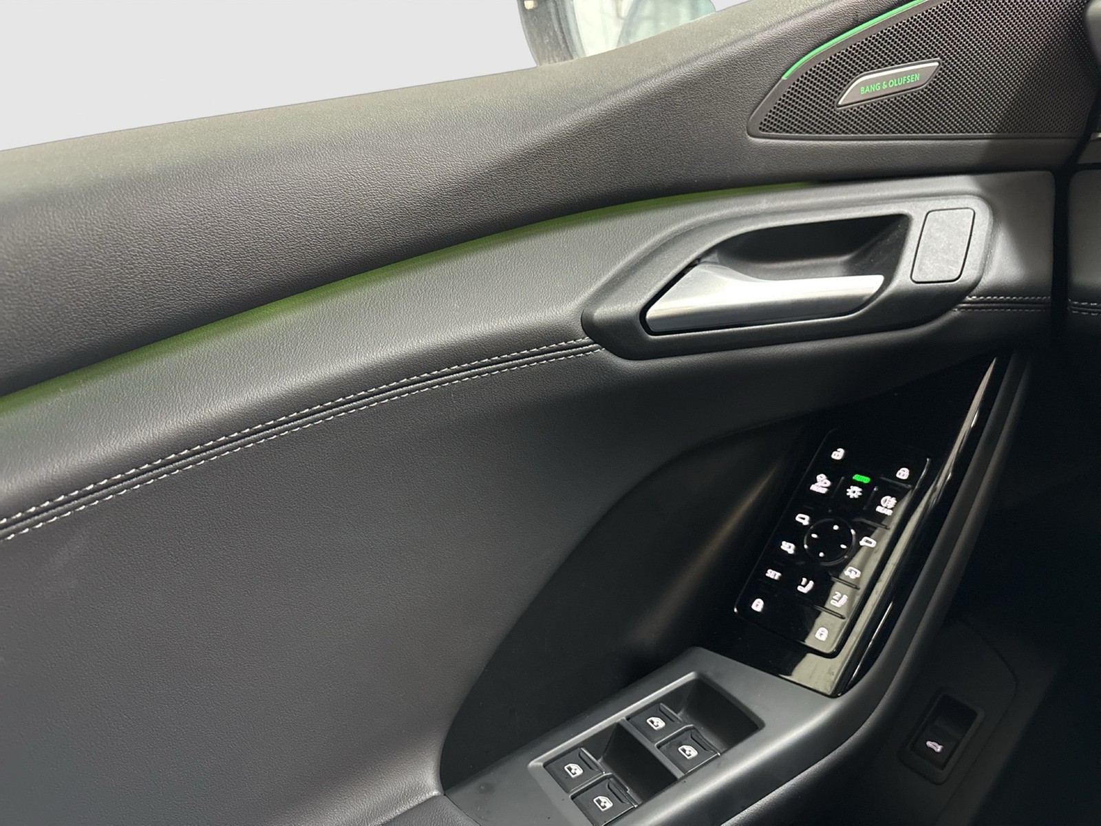 Audi Q6 e-tron quattro S LINE TECH+ 360°CAM B&O 20"