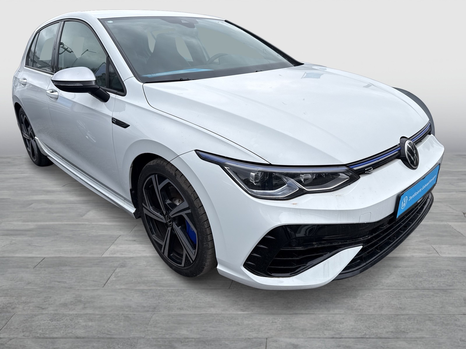 Volkswagen Golf VIII 2.0 R 4X4 ACC LM18 CARPLAY SPORTSITZE