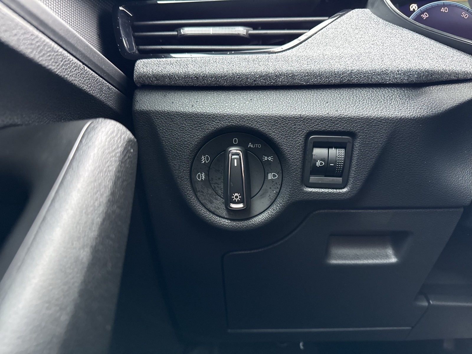 Skoda Kamiq 1.5 SELECTION CAM NAVI CARPLAY SITZHEIZUNG