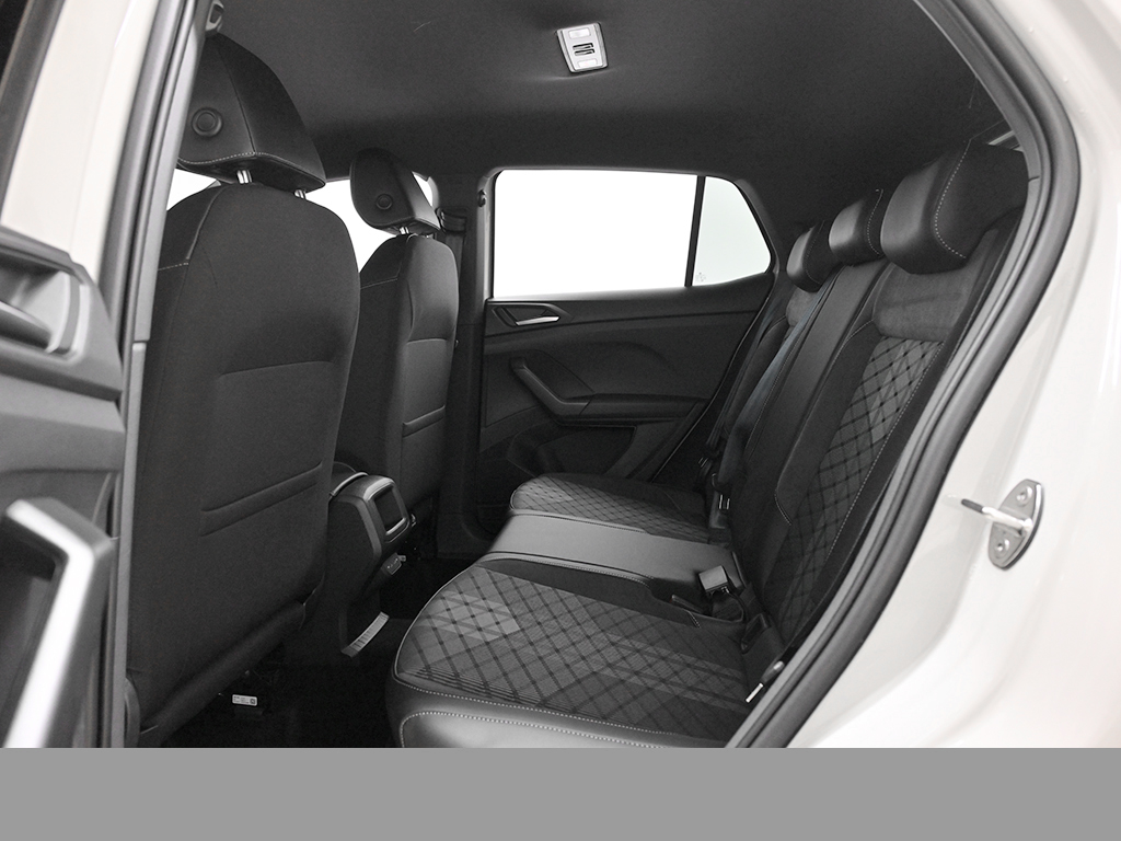 Volkswagen T-Cross 1.5 R-LINE DSG BLACKSTYLE AHK CAM