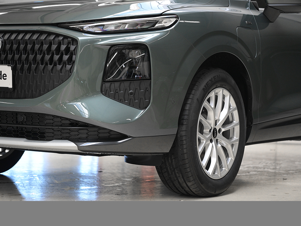 Audi Q3 SUV e-hybrid S tronic AHK+ KlimatisierungspaketPlus