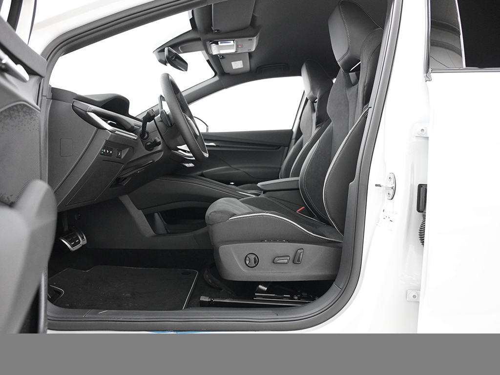 Skoda Enyaq 85 SPORTLINE AHK eKLAPPE 360CAM MATRIXLED