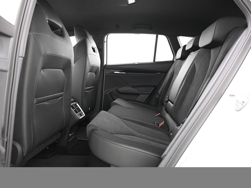 Skoda Enyaq 85 SPORTLINE AHK eKLAPPE 360CAM MATRIXLED