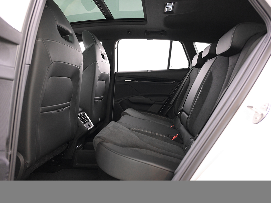 Skoda Enyaq 85 SPORTLINE AHK PANO eSITZE 360CAM HEADUP