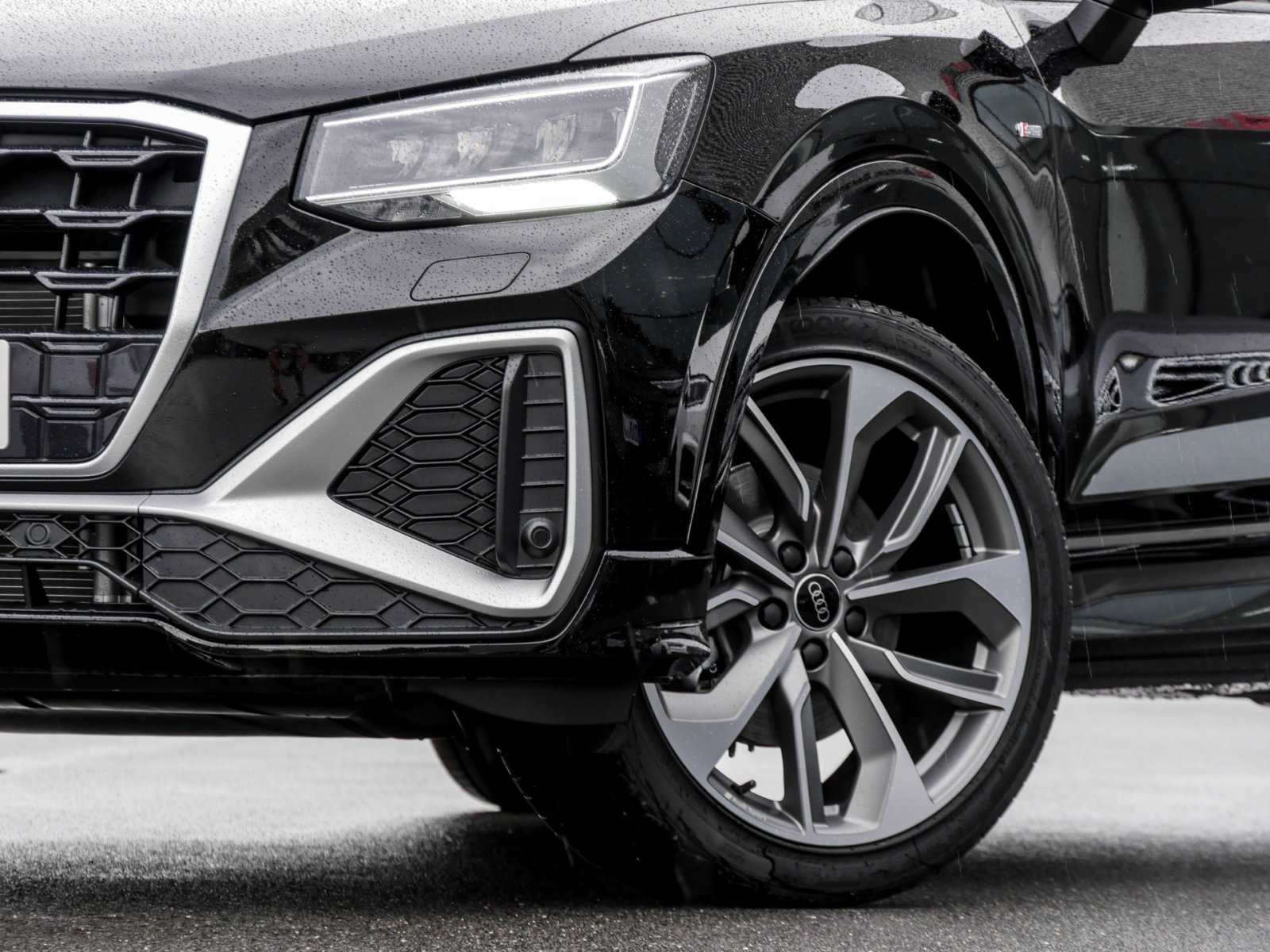 Audi Q2 35 S LINE CAM LM19 E-KLAPPE CARPLAY SITZHEIZ.