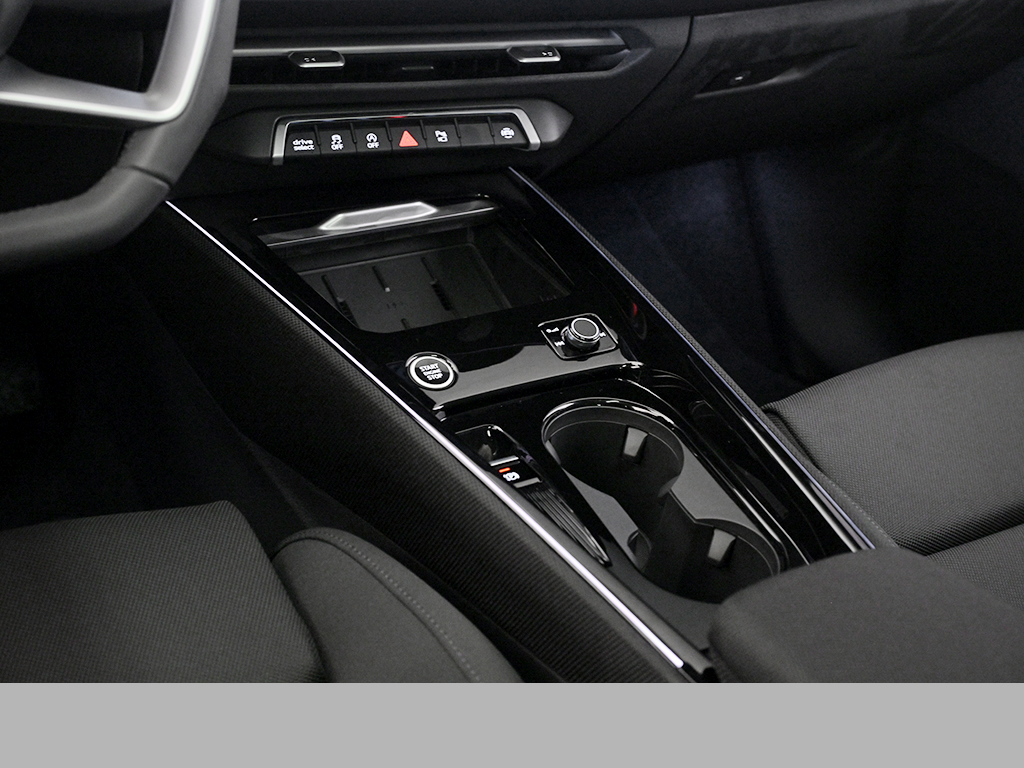 Audi Q3 Sportback advanced NEUES MODELL PANO AHK LM19