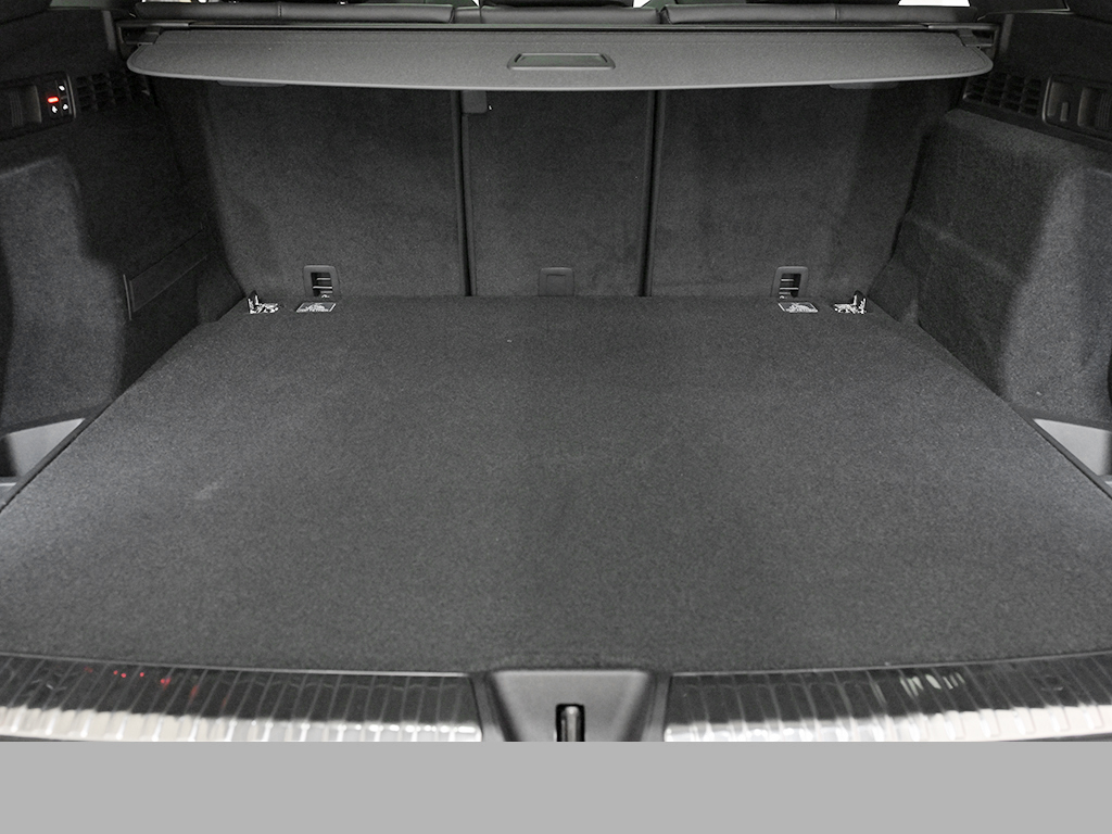 Audi Q5 SUV e-hybrid quattro S tronic Edition One - S Line Pano+AHK+Akustikverglasung+Luftfederfahrwerk