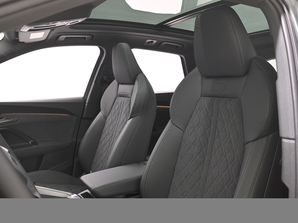 Audi Q5 SUV e-hybrid quattro S tronic Edition One - S Line Pano+AHK+Akustikverglasung+Luftfederfahrwerk