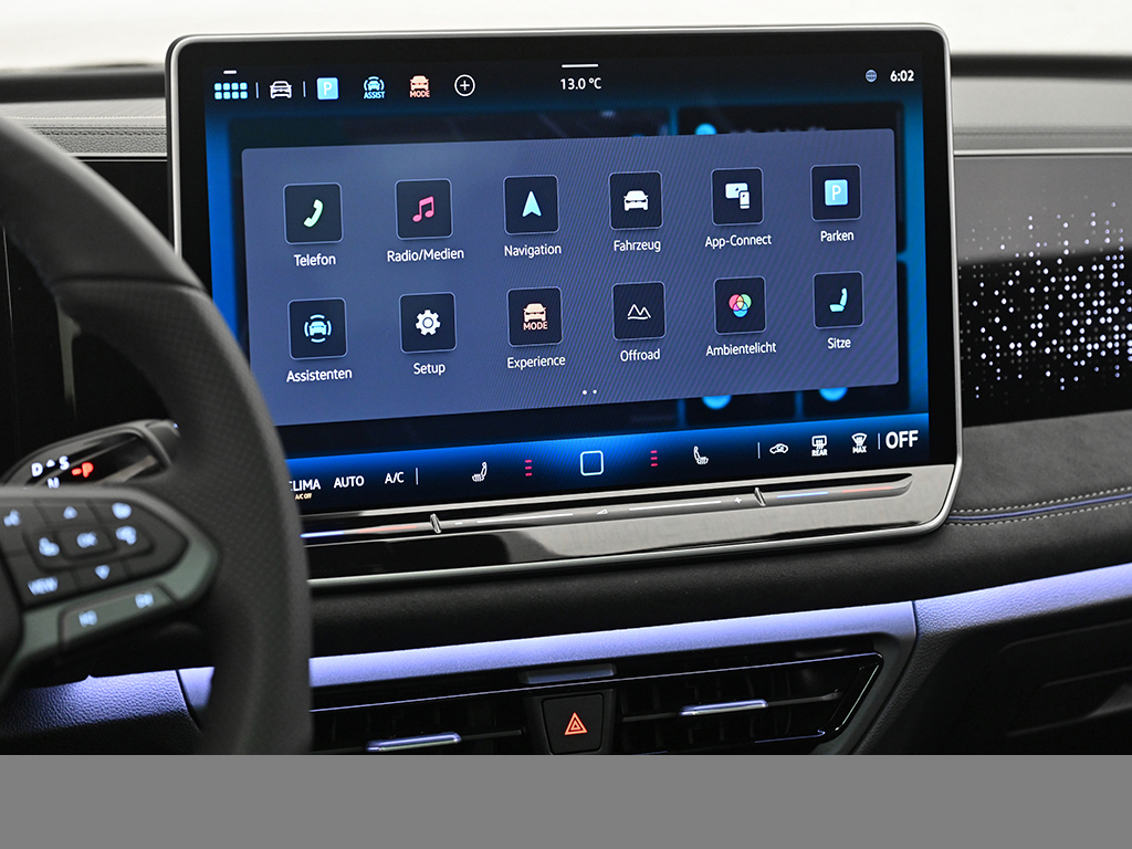 Volkswagen Tiguan 2.0 R-LINE 4MOTION DSG PANO AHK MATRIXLED