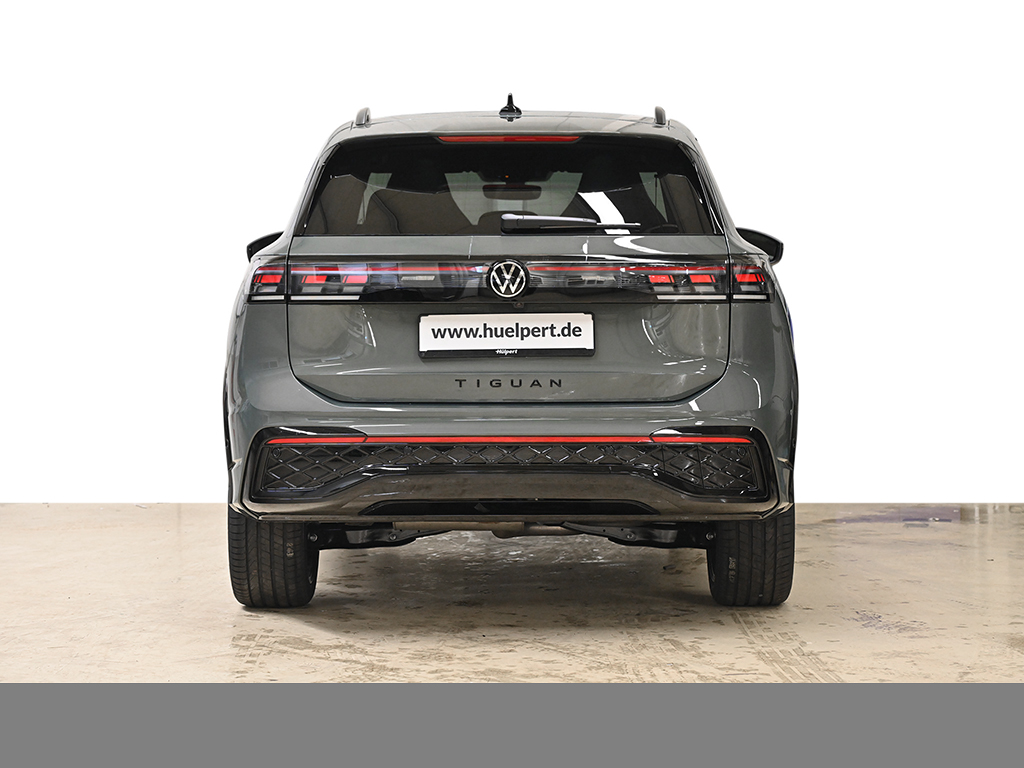 Volkswagen Tiguan 2.0 R-LINE 4MOTION DSG PANO AHK MATRIXLED