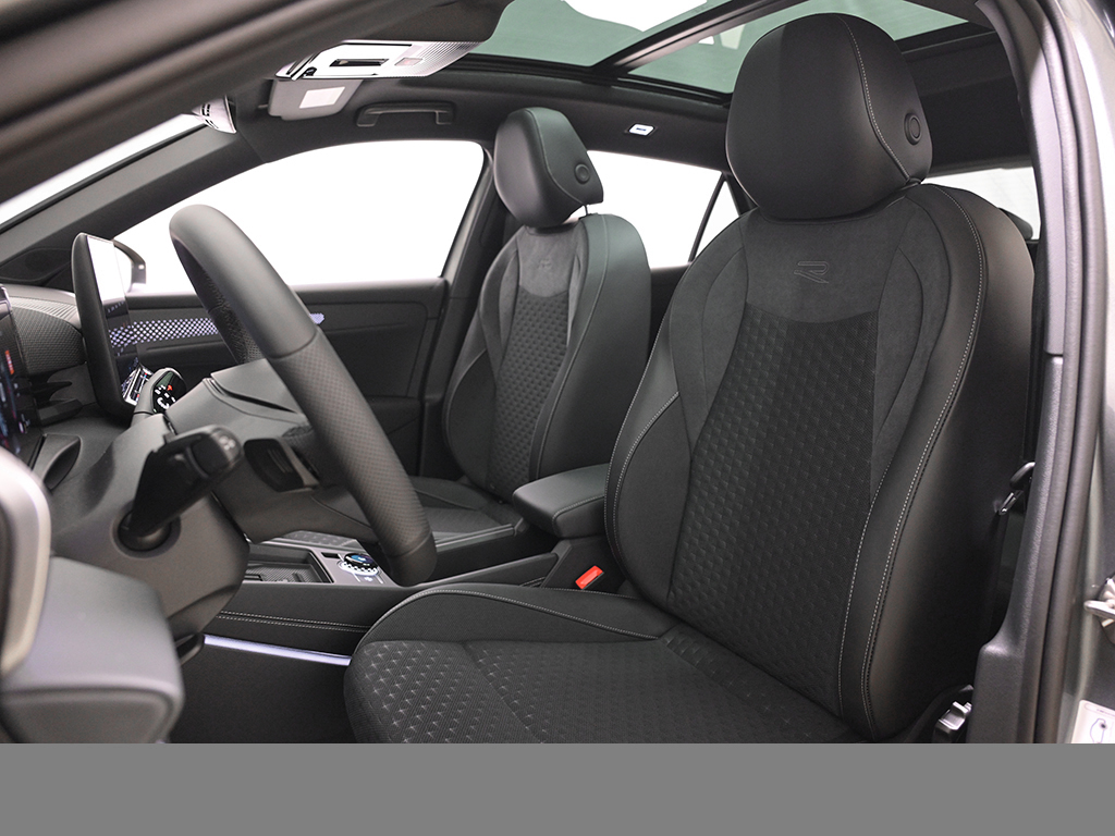 Volkswagen T-Roc 1.5 R-LINE DSG PANO AHK MATRIXLED LM20