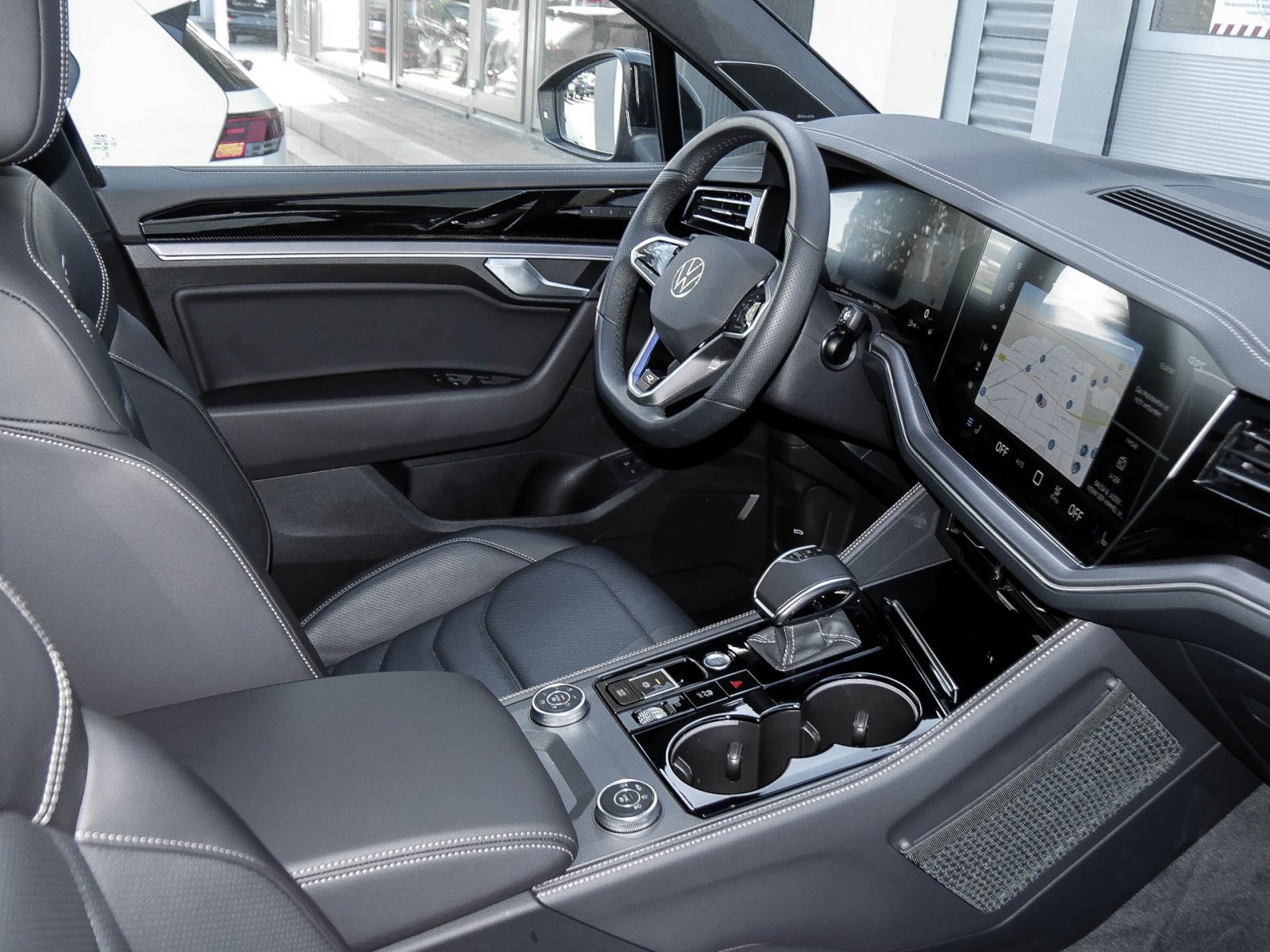 Volkswagen Touareg HYBRID R NEUESMODELL PANO 360°CAM ACC LM21 E-KLAPPE