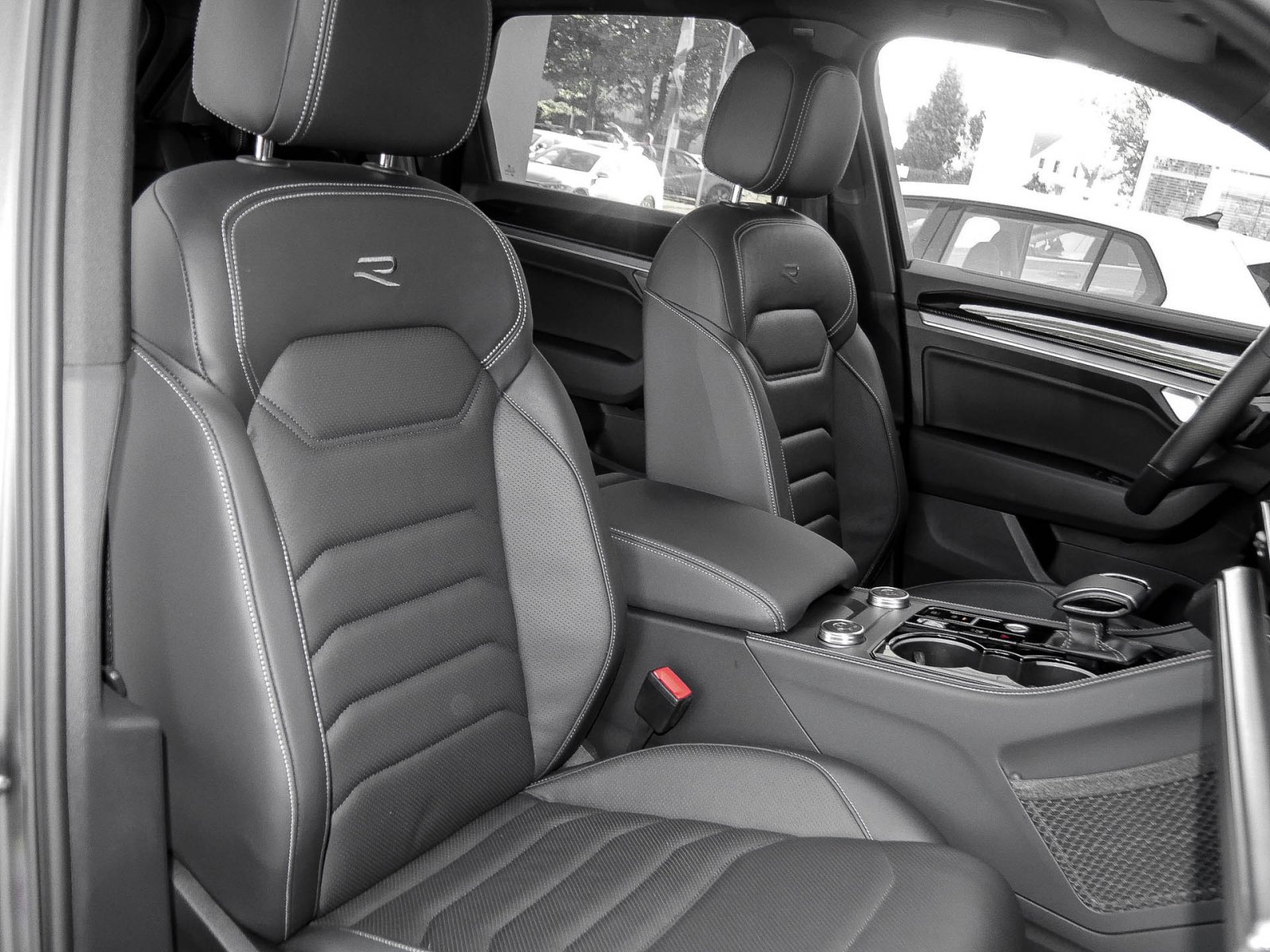 Volkswagen Touareg HYBRID R NEUESMODELL PANO 360°CAM ACC LM21 E-KLAPPE