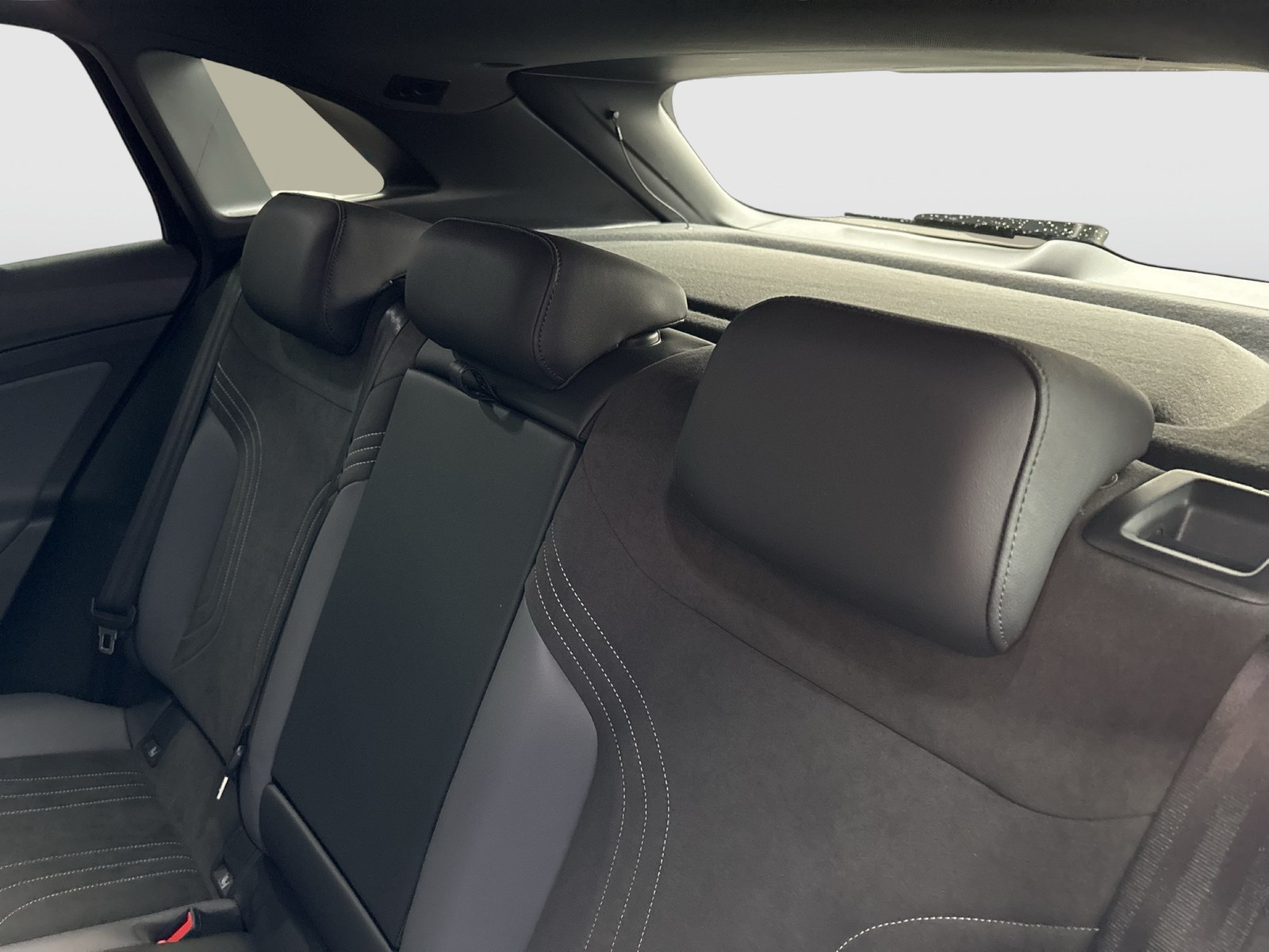 Volkswagen ID.4 Pure Performance WÄRMEPUMPE PANO 360CAM ACC