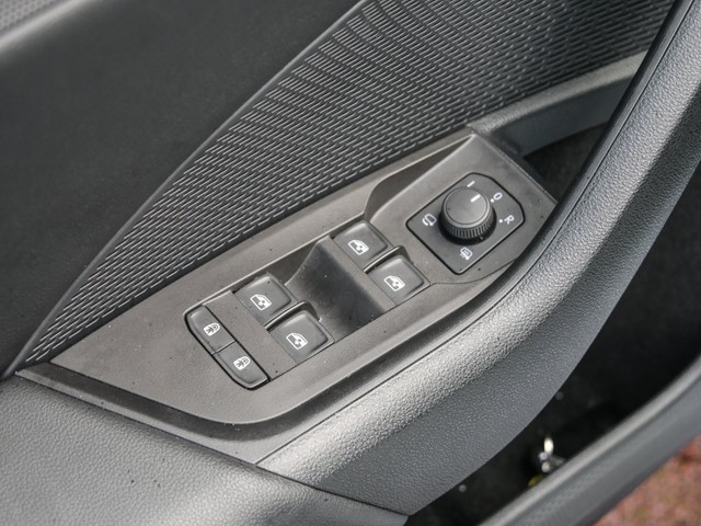 Skoda Octavia Combi 1.0 e-TEC STYLE AHK CAM HEADUP NAVI