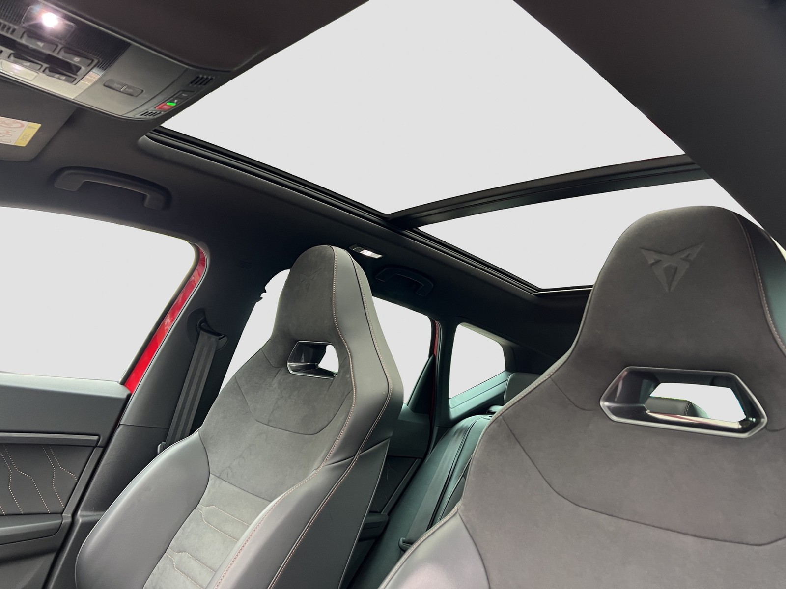 Cupra Ateca 2.0 4X4 PANO BEATS AHK 360°CAM LM19 NAVI