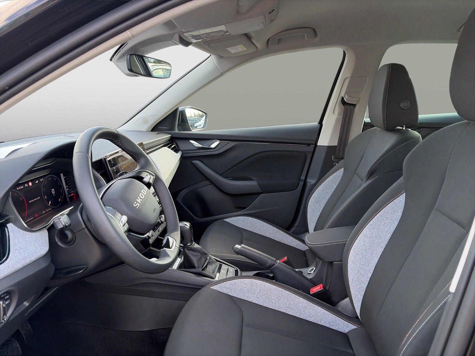 Skoda Kamiq 1.5 TOUR BLACKPACKAGE CAM MATRIX NAVI LM17