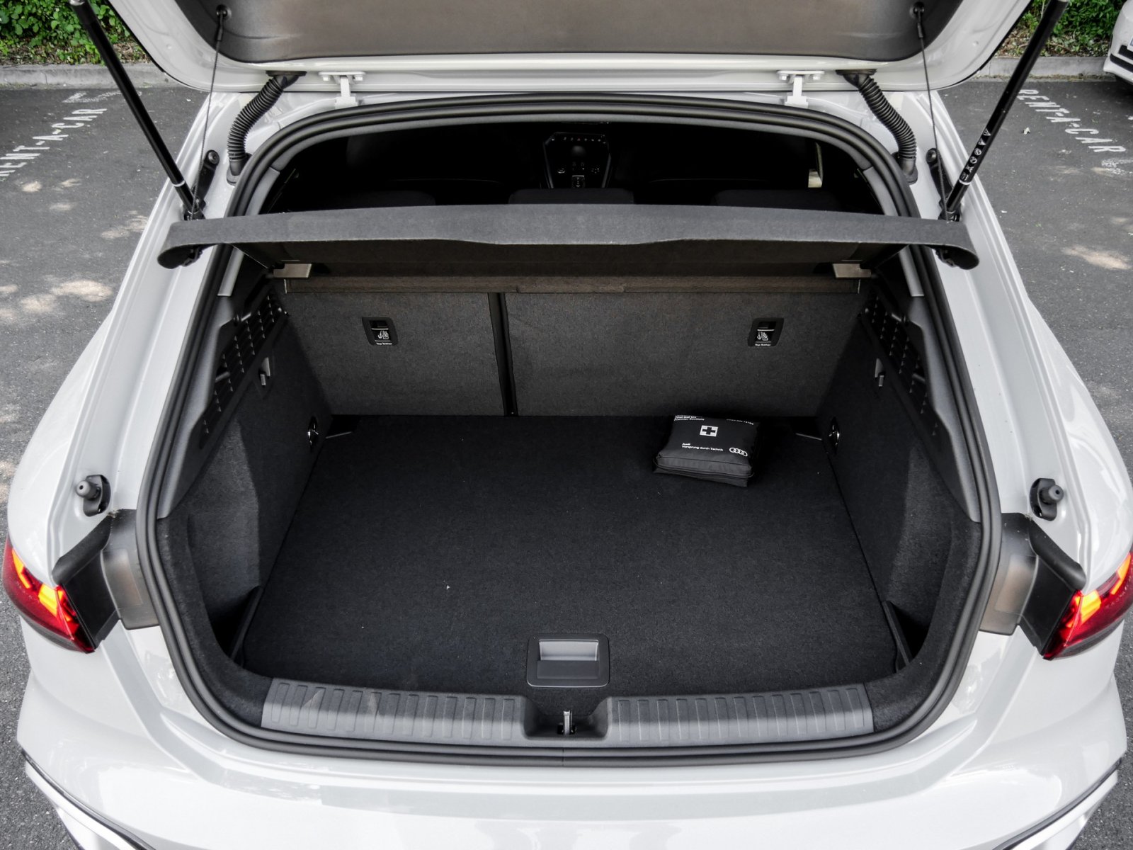 Audi A3 35 TFSI allstreet Assistentpaket+Komfortpaket+LED+