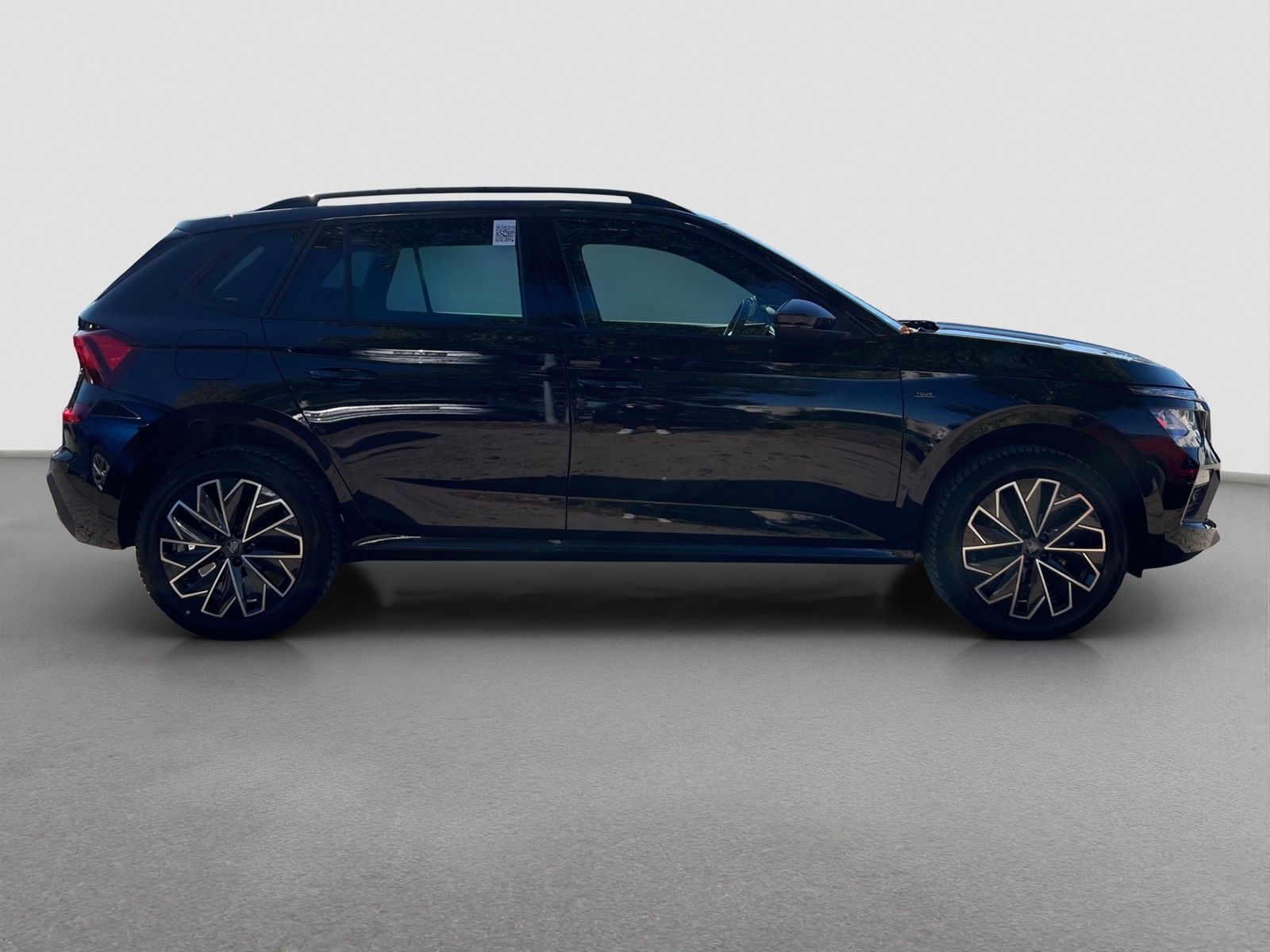 Skoda Kamiq 1.5 TOUR PANO AHK CAM ACC E-KLAPPE NAVI