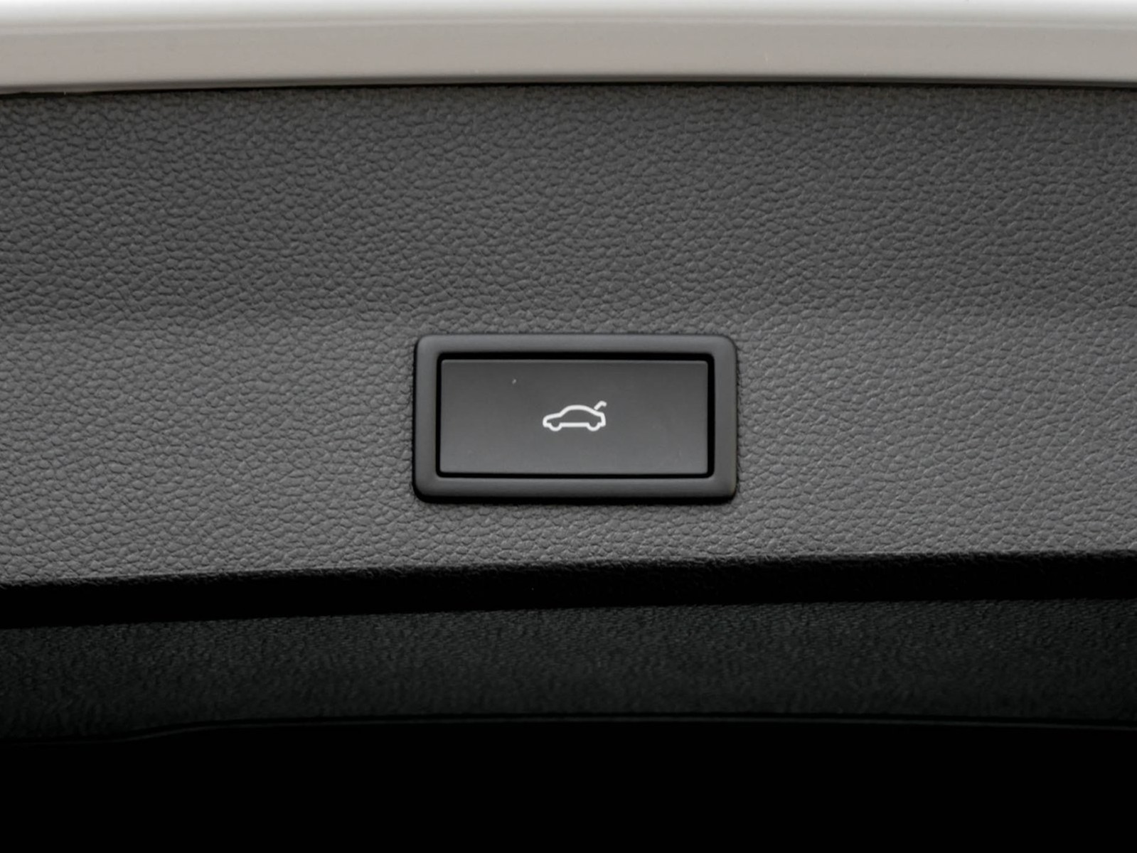 Seat Ateca 1.5 XPERIENCE DSG NAV ACC SHZ RFK PDC 18LM