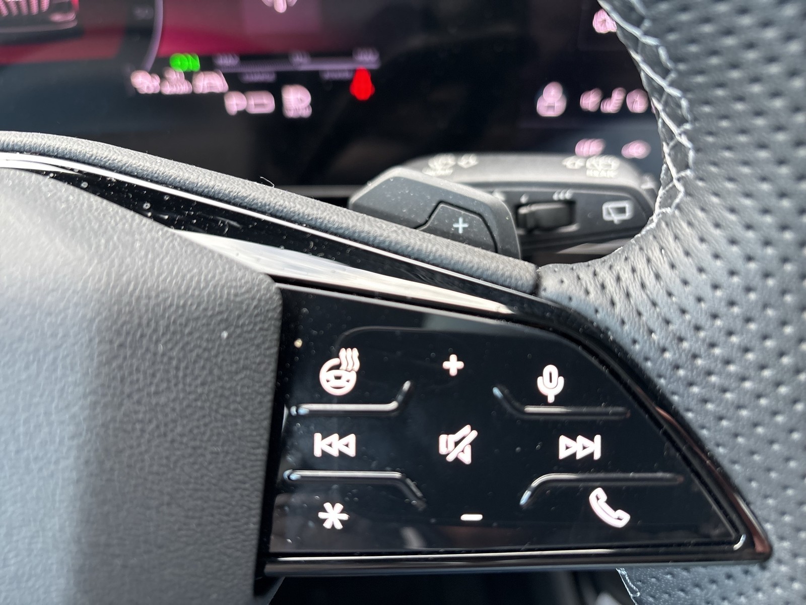 Audi Q6 e-tron quattro S LINE TECHPRO 21" PANO AHK