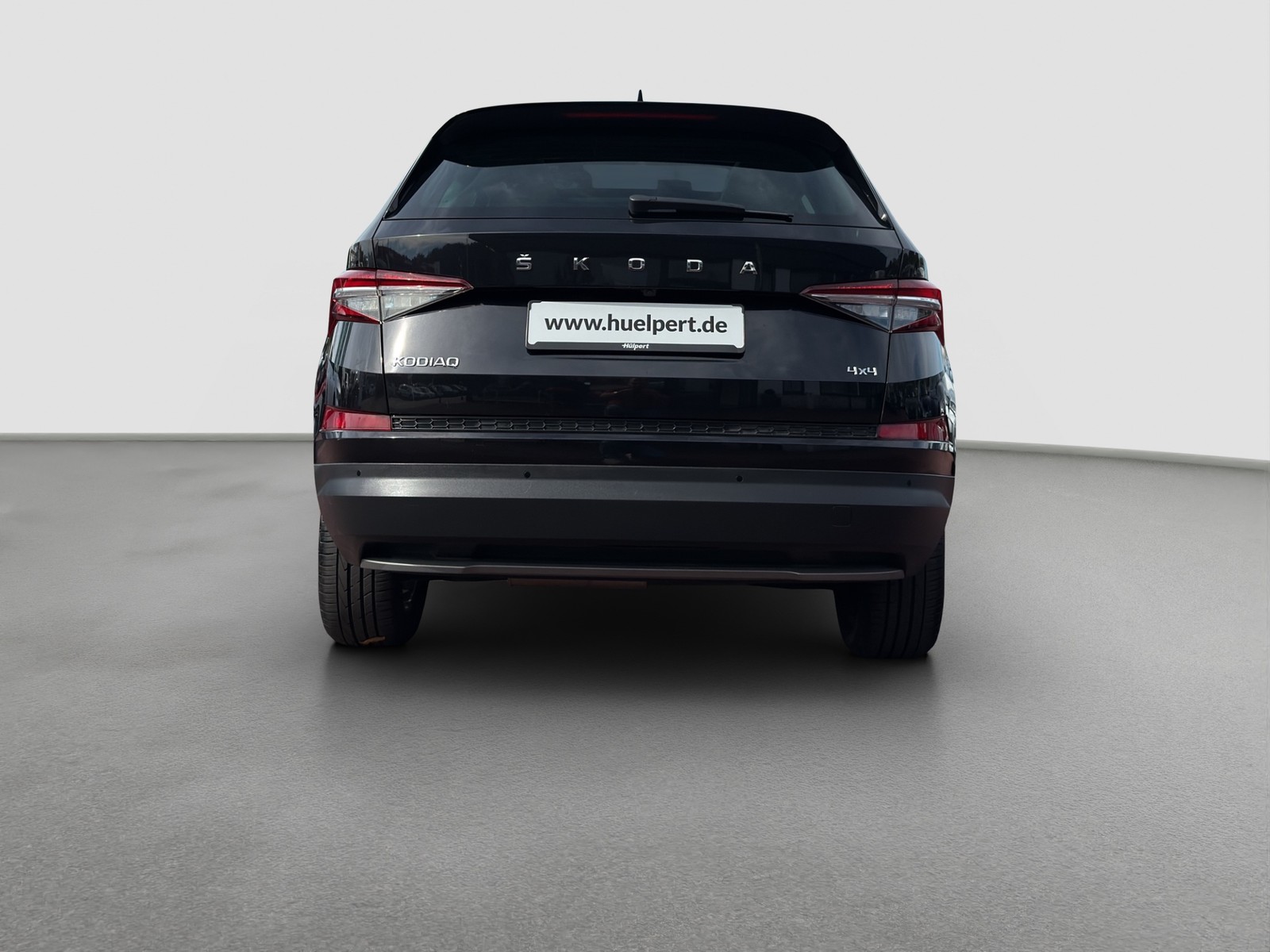 Skoda Kodiaq 2.0 TOUR 4X4 PANO STANDHZ AHK 360CAM LM19