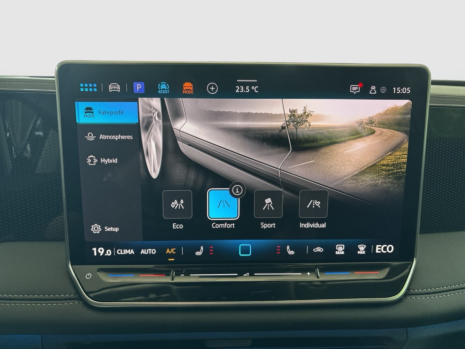 Volkswagen Tiguan 1.5 HYBRID LIFE AHK CAM ACC LM18 NAVI