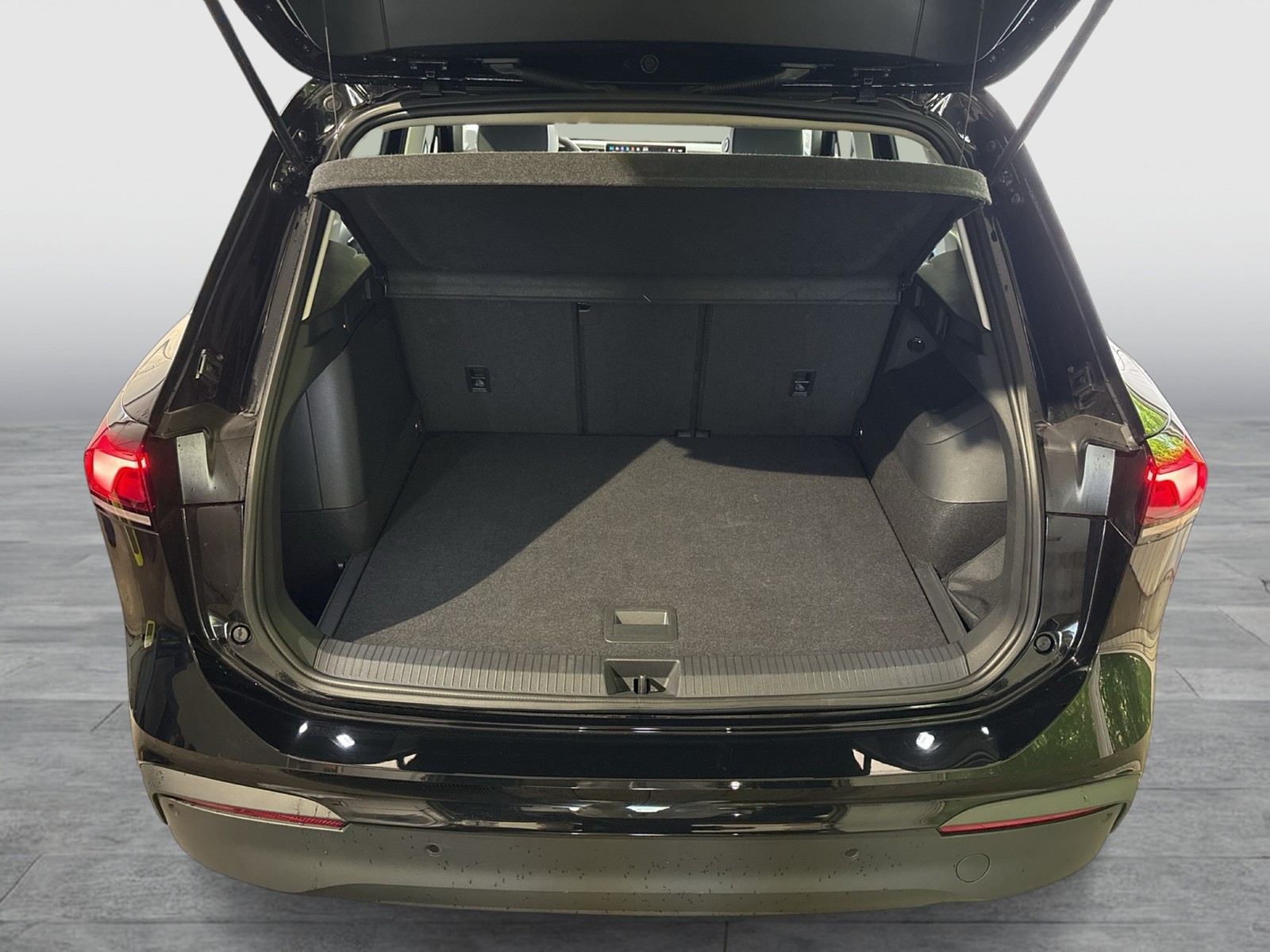 Volkswagen Tiguan 1.5 HYBRID LIFE AHK CAM ACC LM18 NAVI