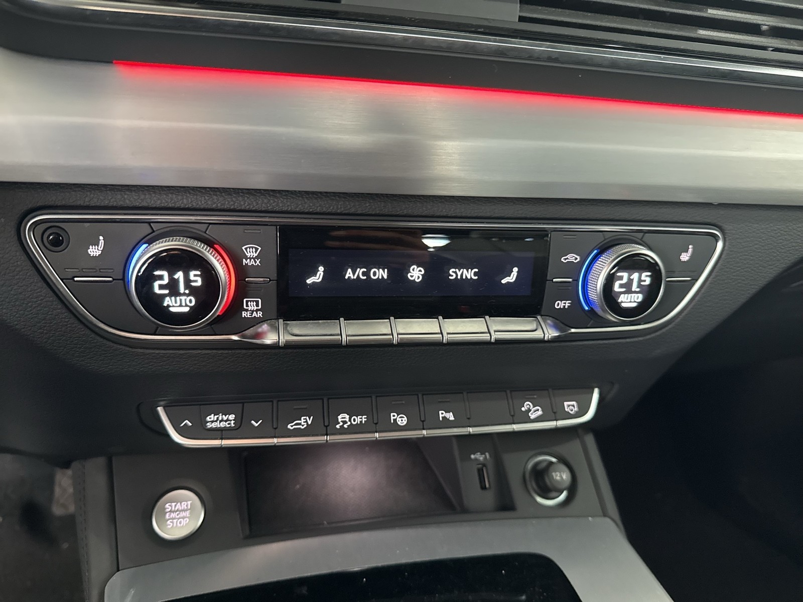 Audi Q5 50 TFSI e Qu. S line eKLAPPE ALU20 MATRIX eSITZE