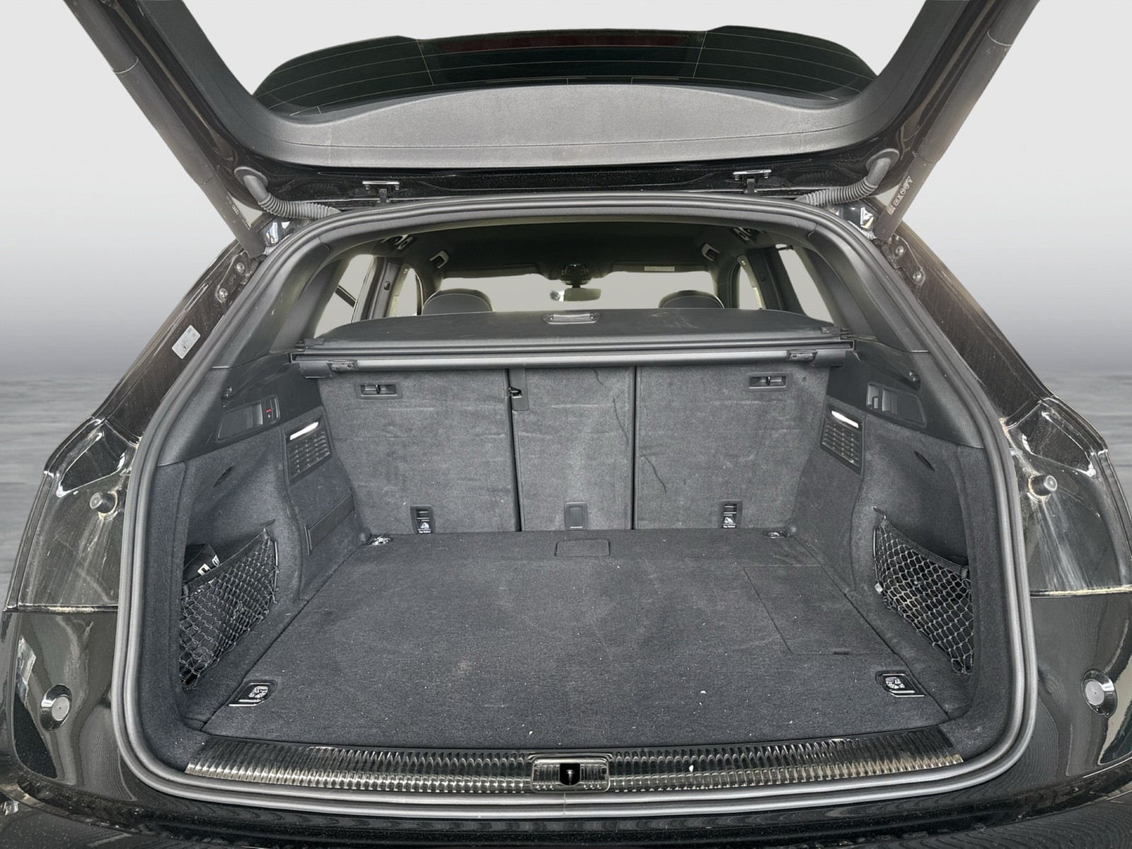 Audi Q5 50 TFSI e Qu. S line eKLAPPE ALU20 MATRIX eSITZE