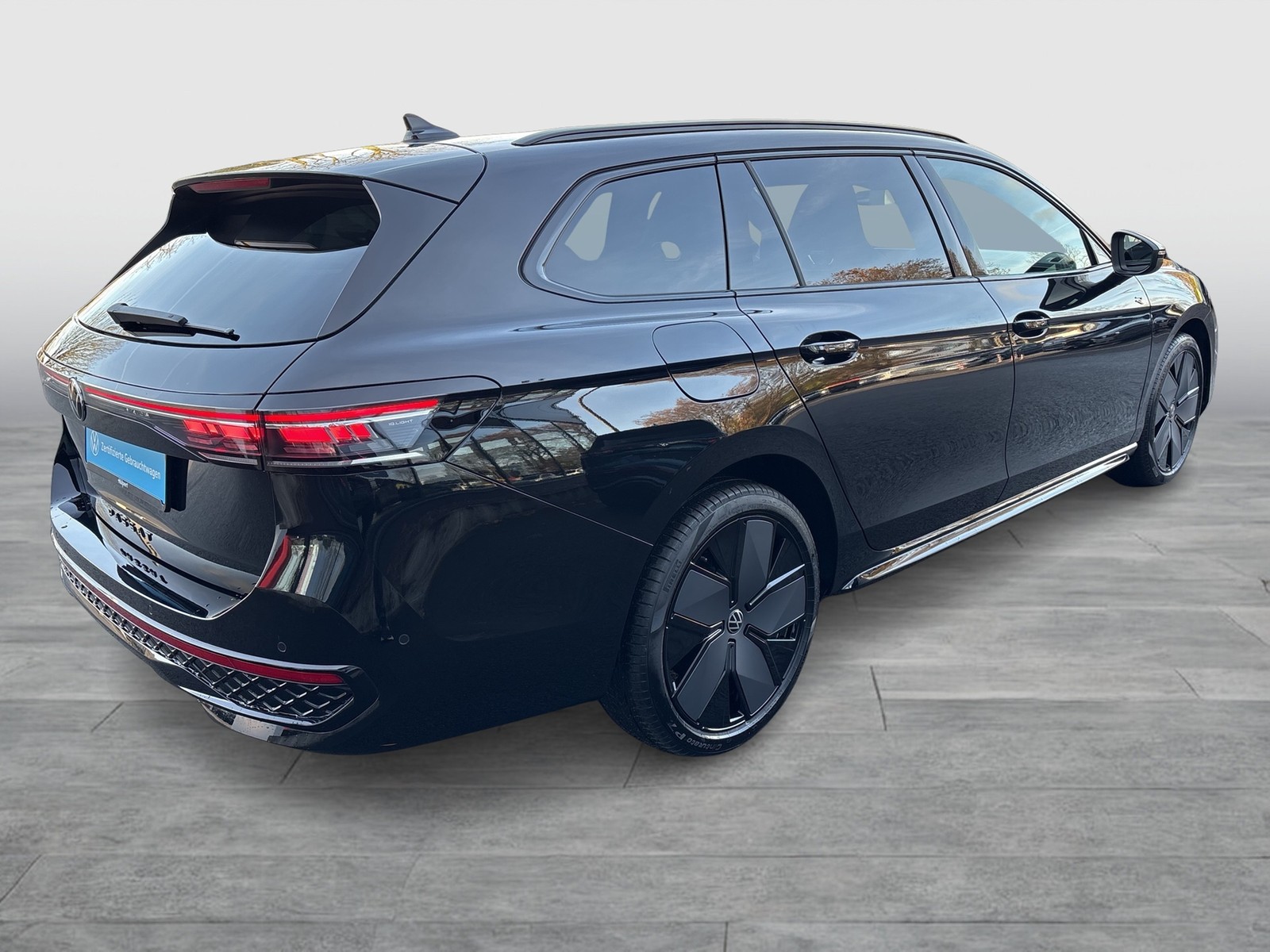 Volkswagen Passat Variant 1.5 HYBRID R-LINE NEUESMODELL 19Z