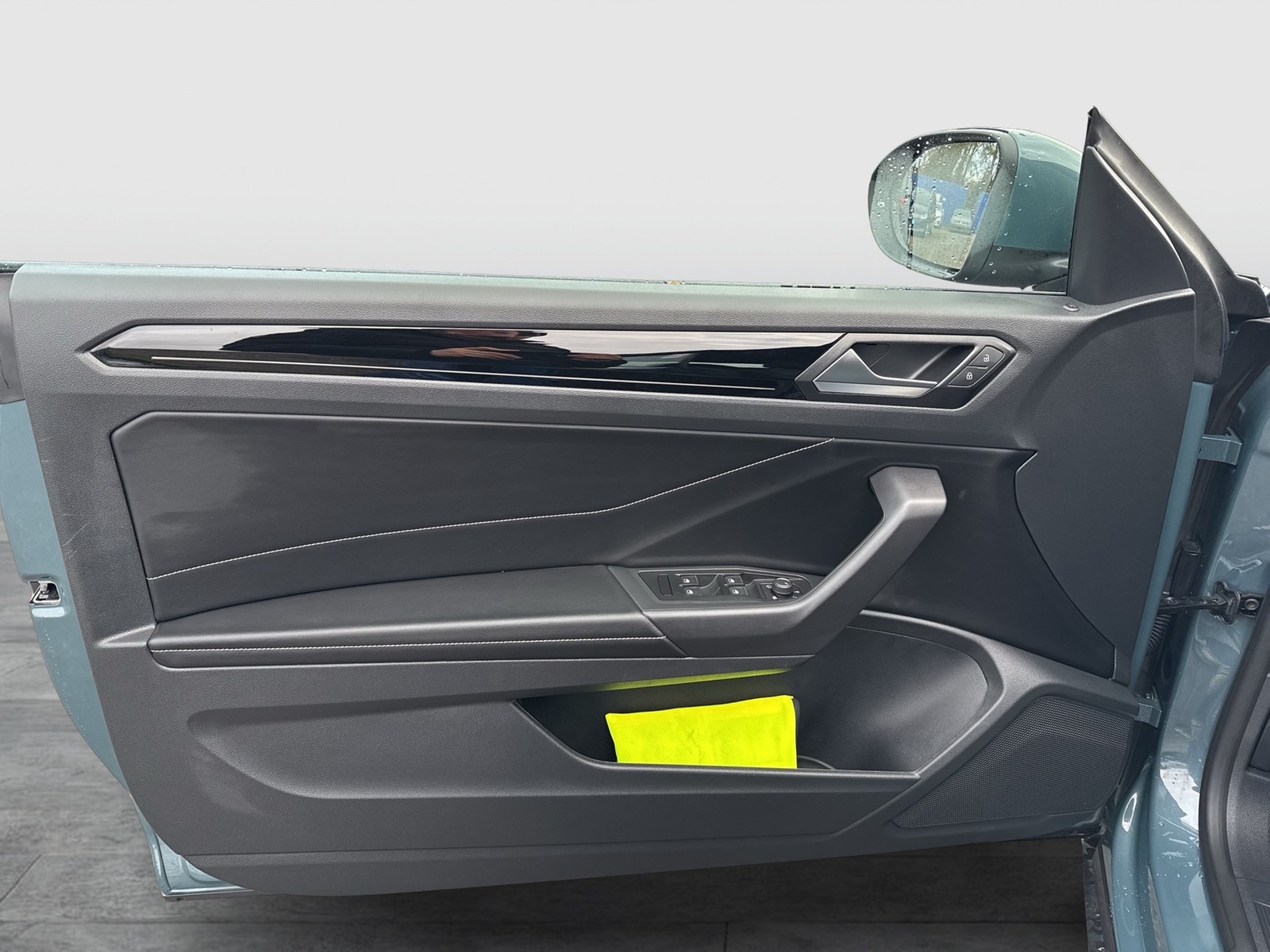 Volkswagen T-Roc Cabriolet 1.5 R-LINE CAM ACC NAVI LM17