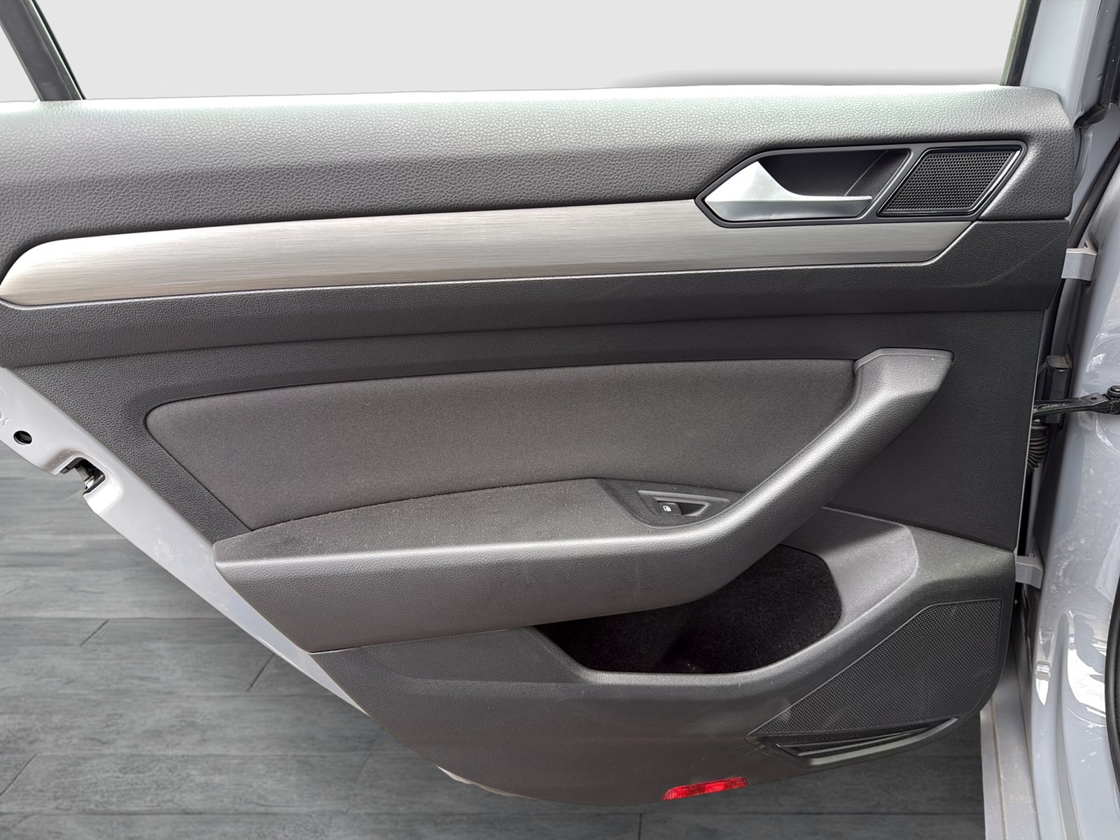 Volkswagen Passat Variant 1.5 CAM NAVI SITZHEIZUNG LED DAB+