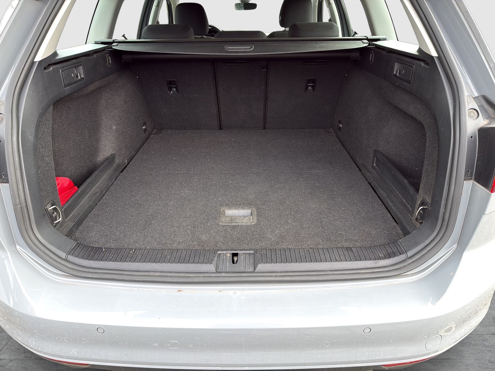 Volkswagen Passat Variant 1.5 CAM NAVI SITZHEIZUNG LED DAB+