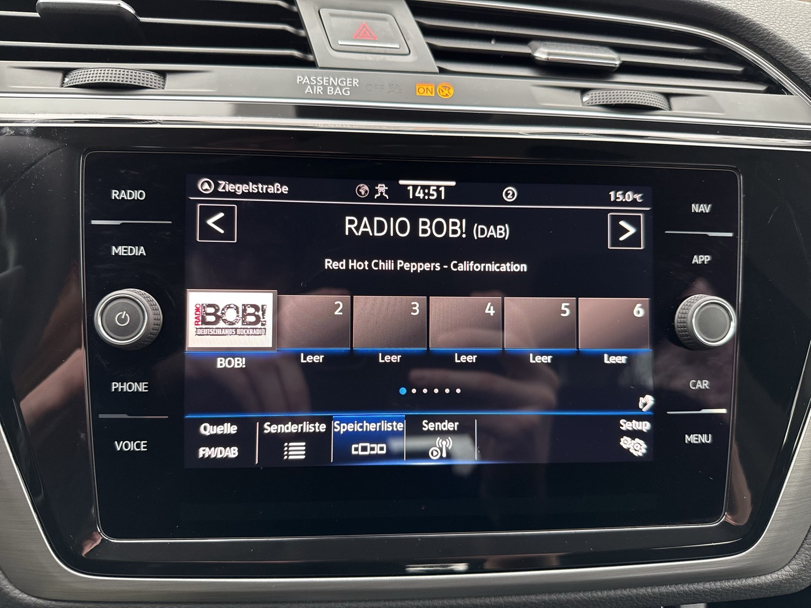 Volkswagen Touran 2.0 COMFORTLINE 7SITZE NAVI ALU SITZHEIZ.