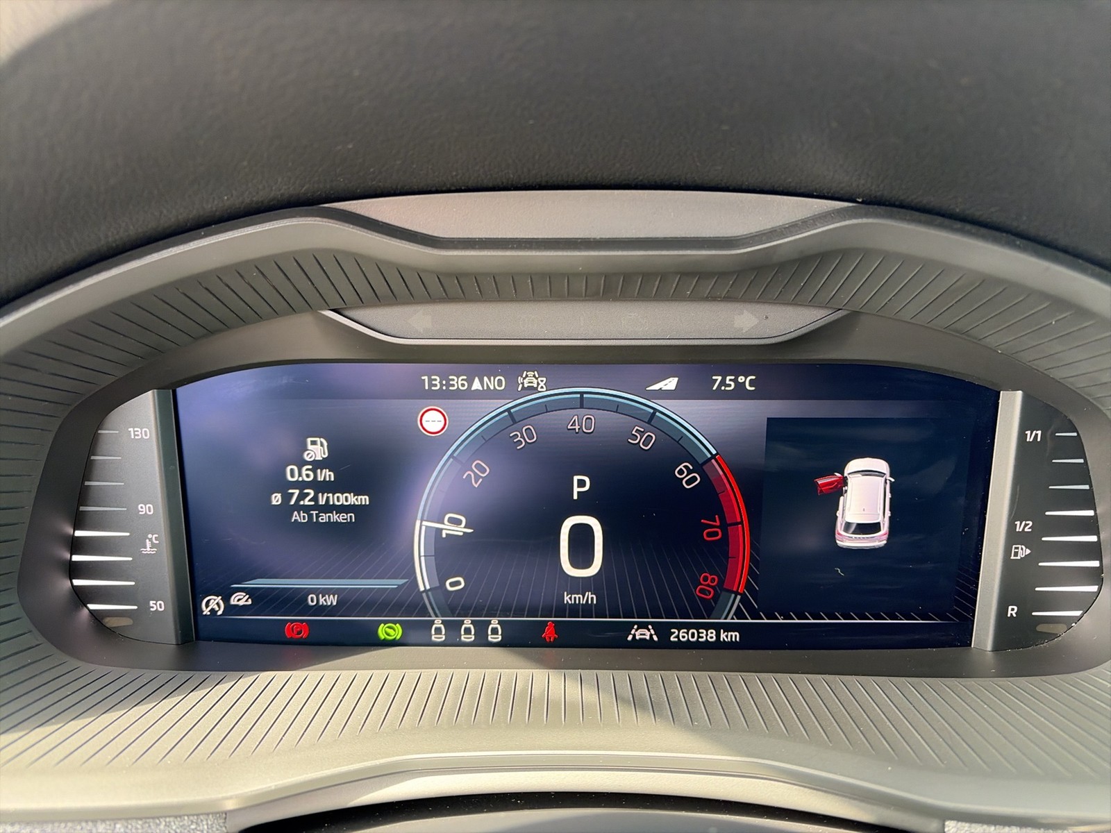 Skoda Kamiq 1.0 TOUR BLACKPACKAGE CAM NAVI MATRIX