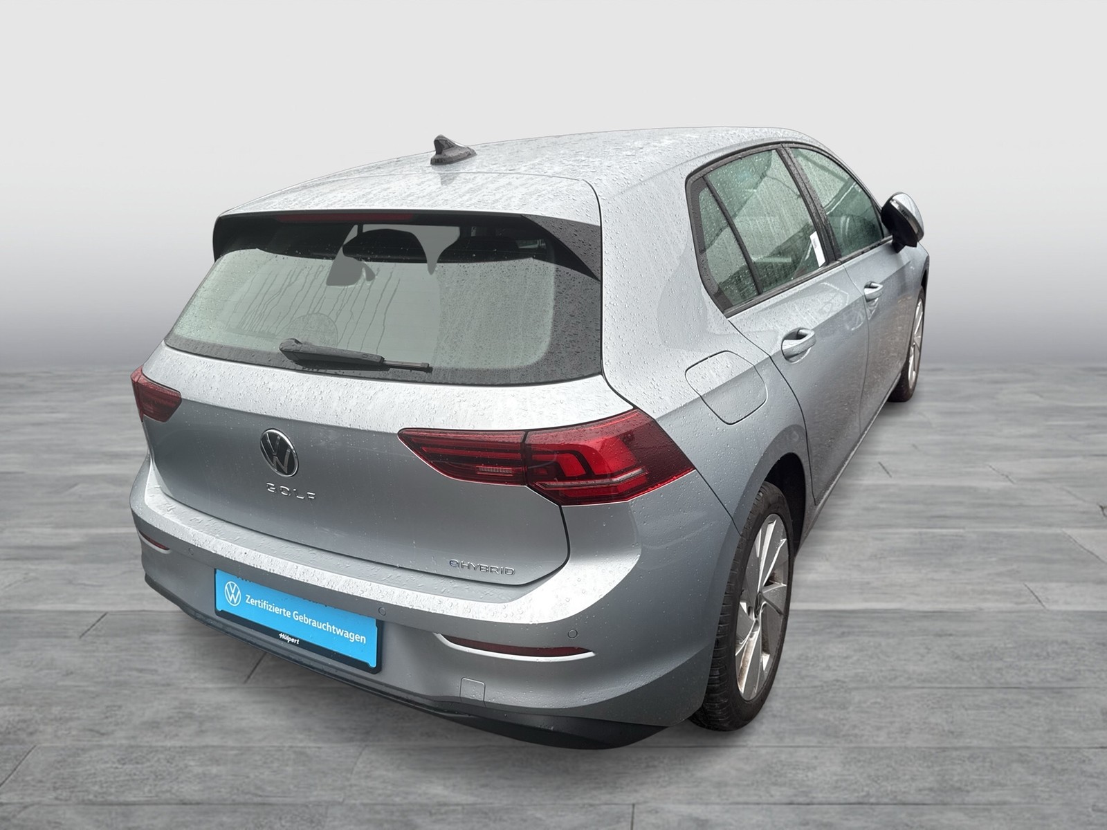 Volkswagen Golf VIII 1.5 HYBRID LIFE FACELIFT ACC LM17