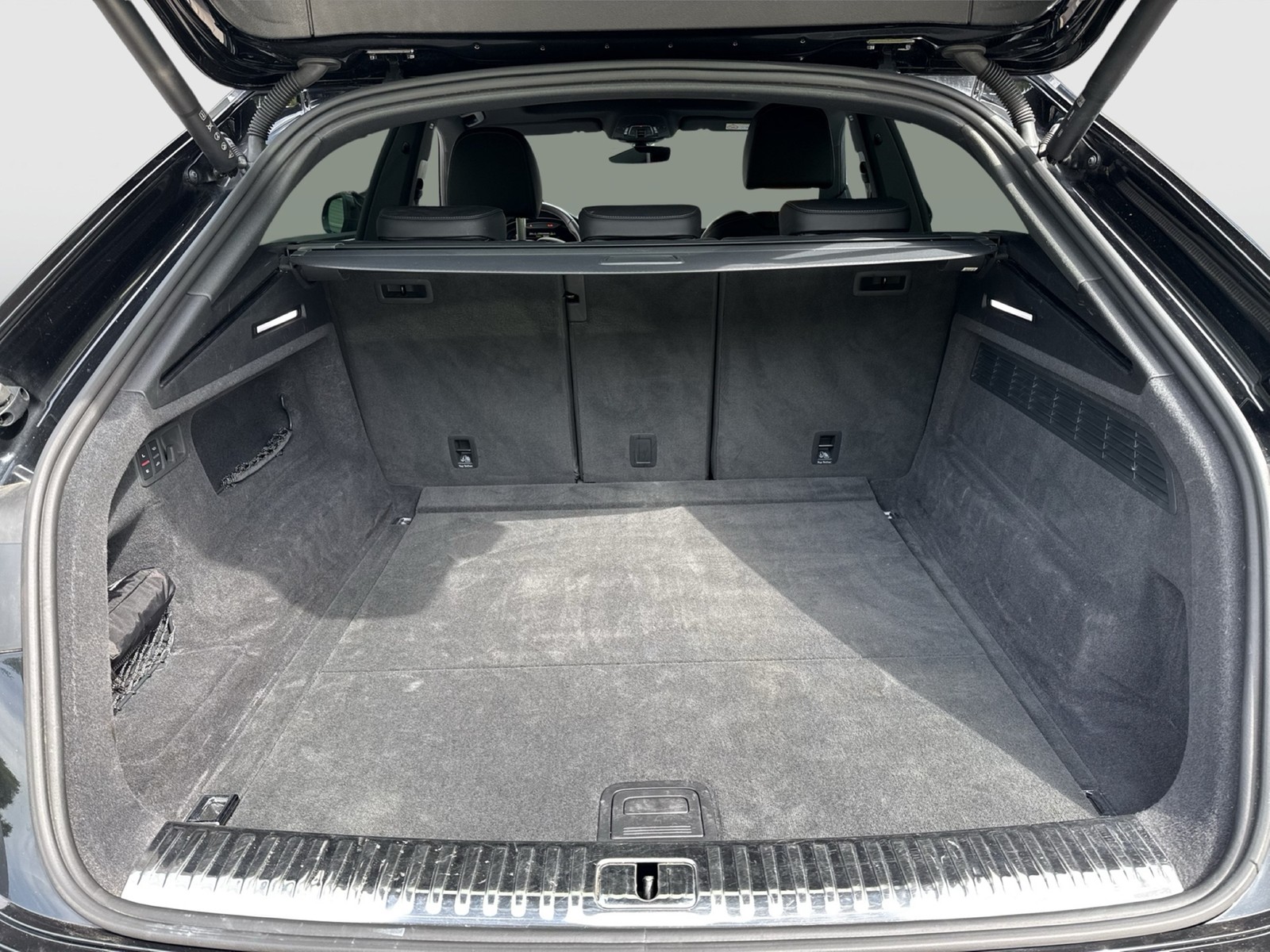 Audi Q8 50 Qu. S line competition+ ALU23 PANO LEDER eSITZE