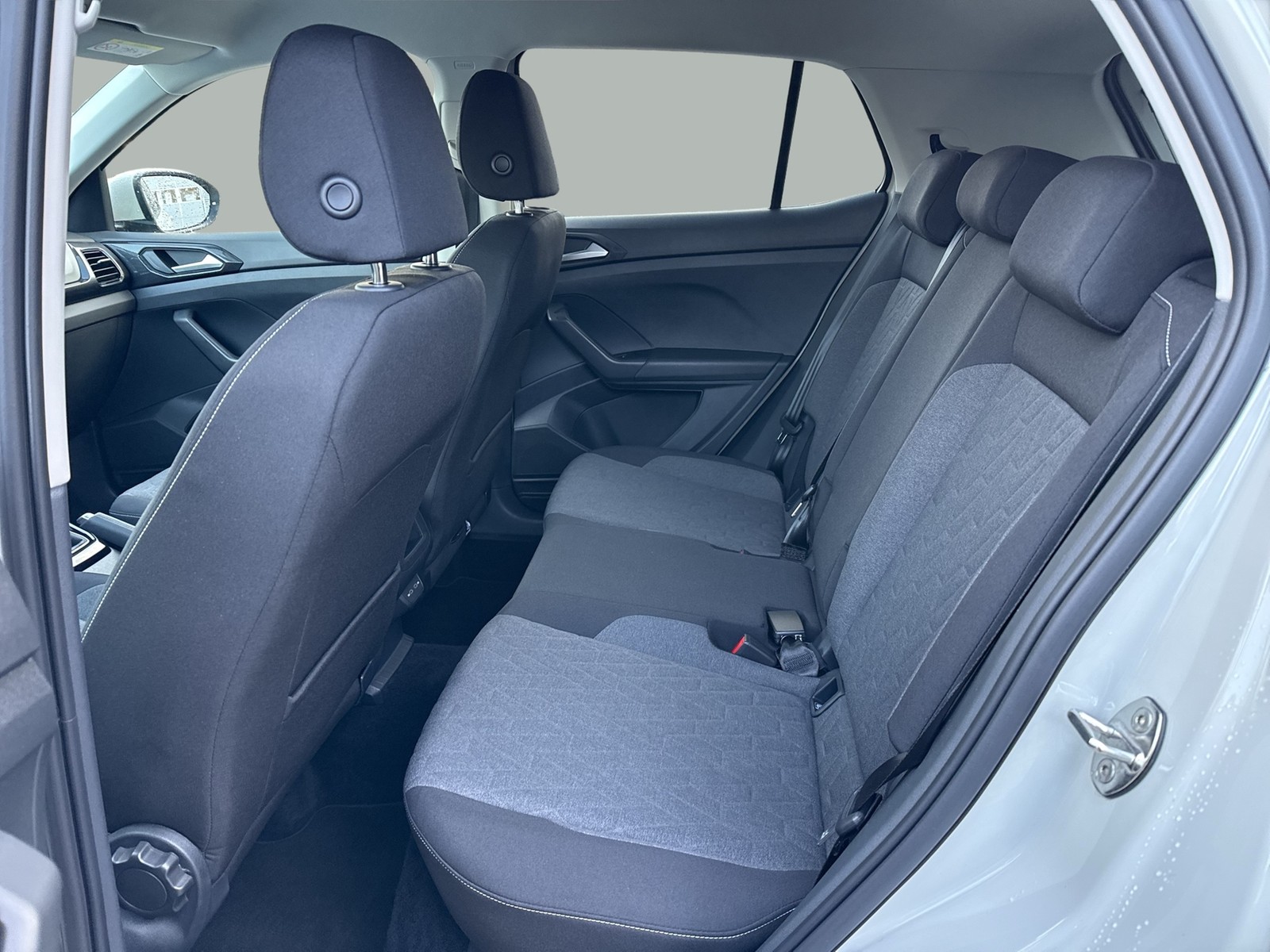 Volkswagen T-Cross 1.5 LIFE CAM ACC NAVI ALU SITZHEIZUNG