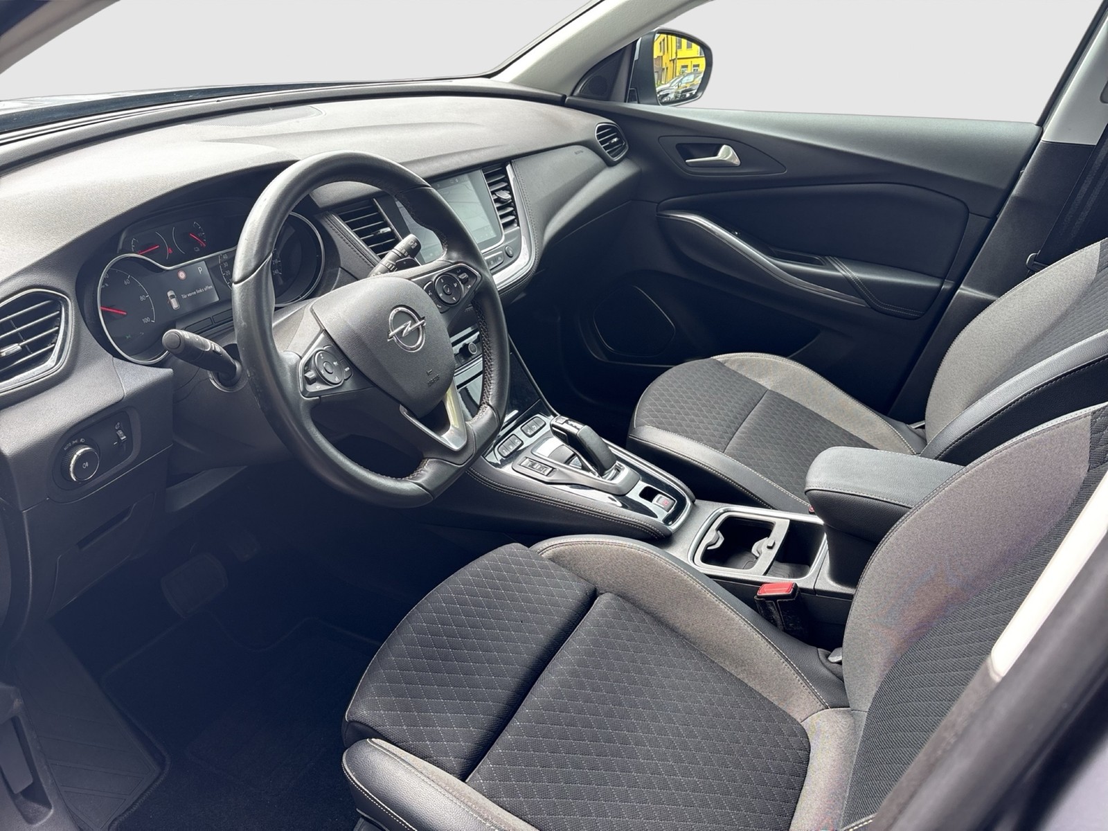Opel Grandland (X) 1.6 HYBRID INNOVATION AHK KAMERA