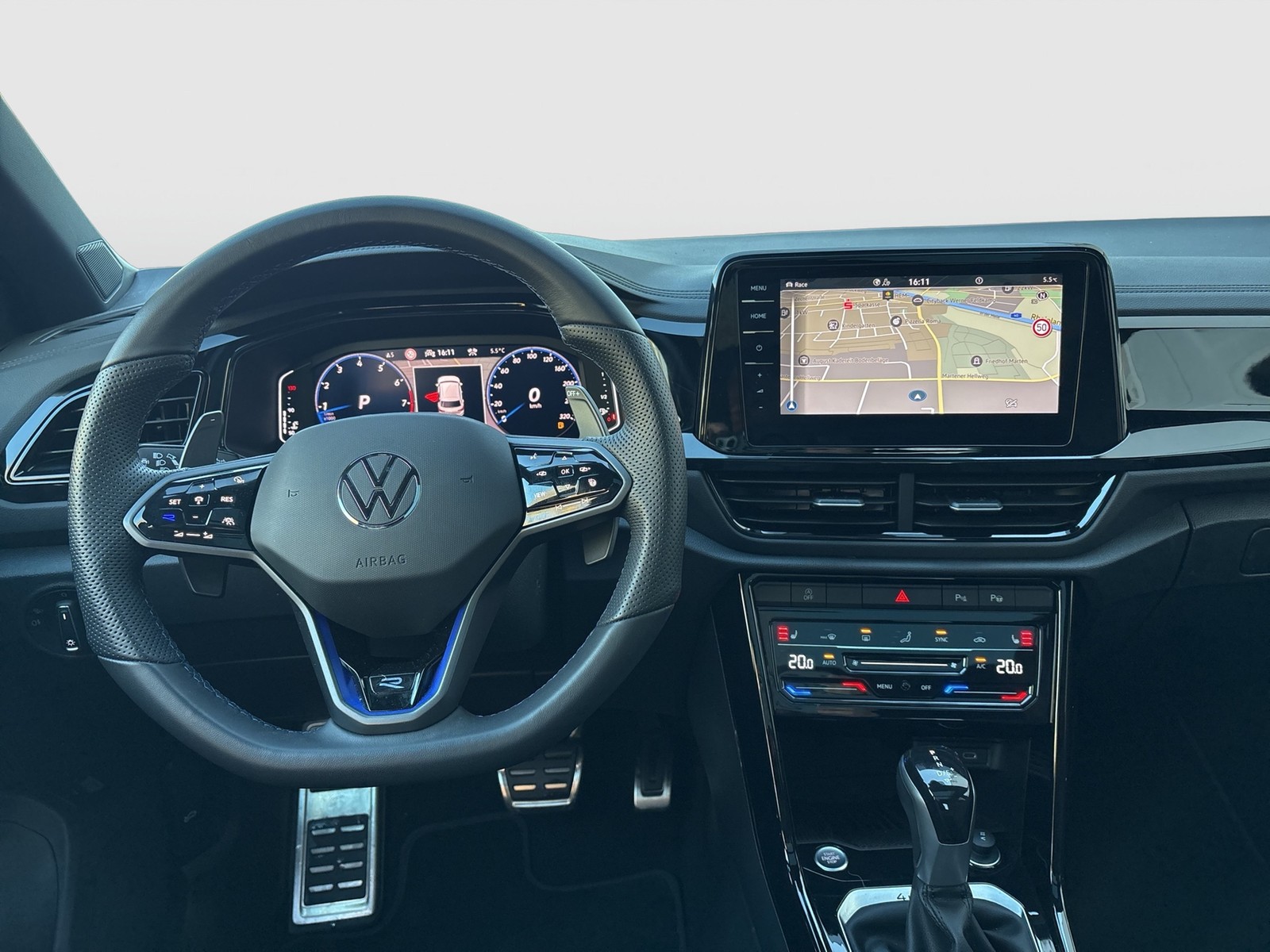 Volkswagen T-Roc 2.0 R 4X4 AKRAPOVIC LEDER PANO AHK CAM 19Z