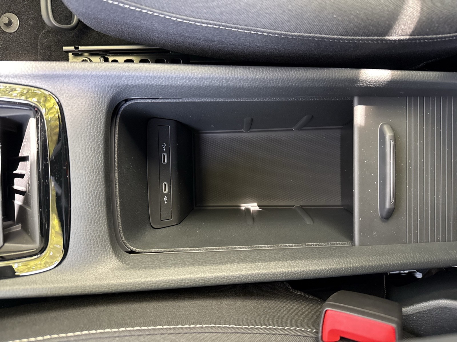 Volkswagen ID.3 Pure WÄRMEPUMPE CAM ACC LM18 NAVI CARPLAY