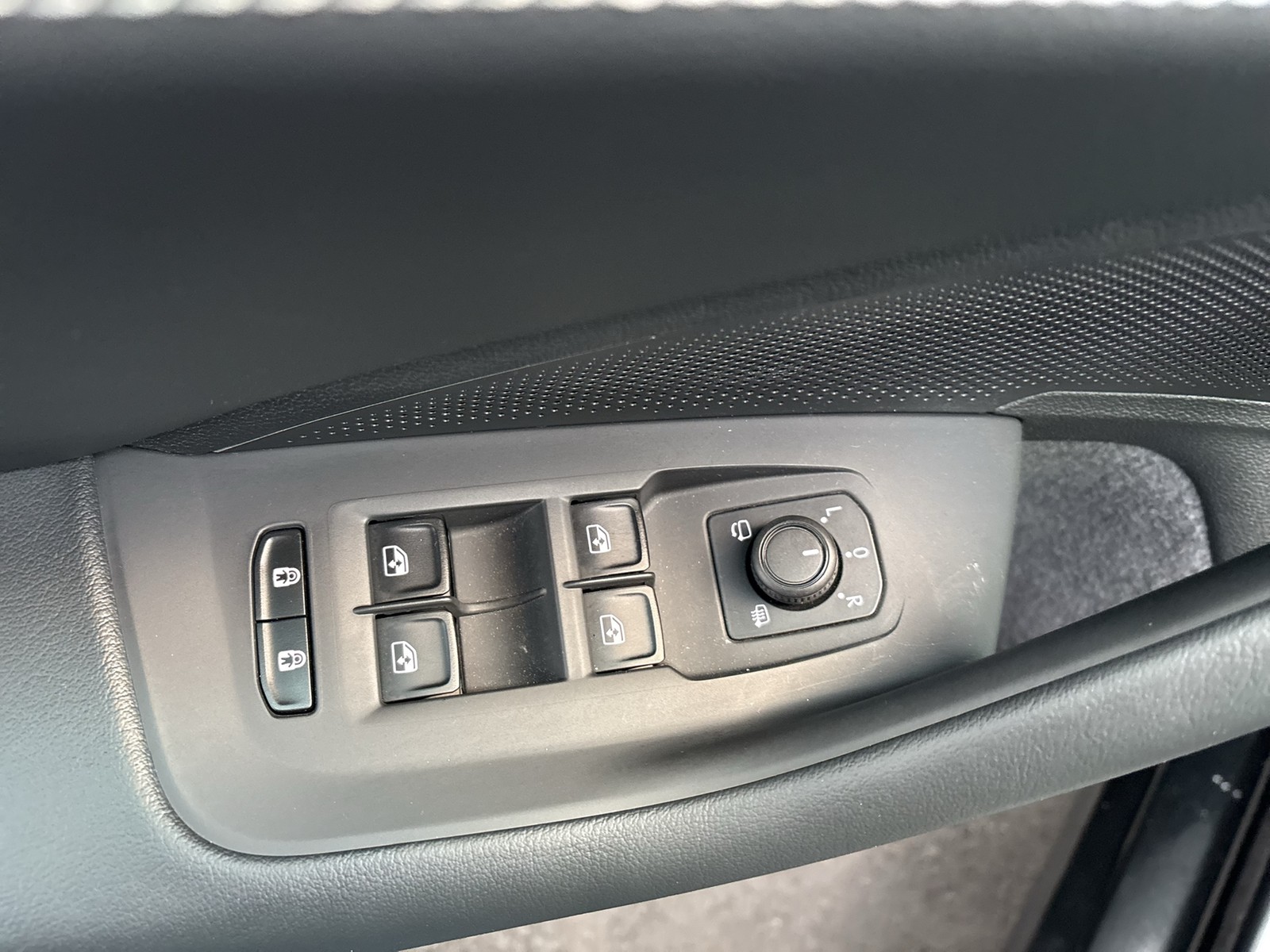 Volkswagen Passat Variant 2.0 BUSINESS NEUES MODELL AHK ACC