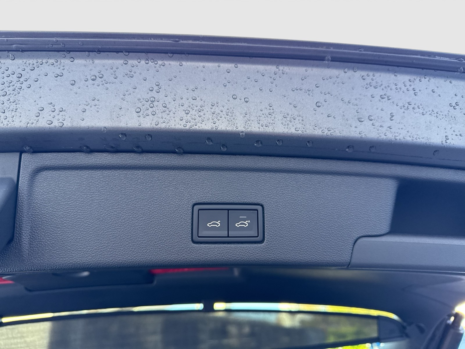 Volkswagen Touareg HYBRID R DYNAUDIO AHK 360CAM LM22 HEADUP