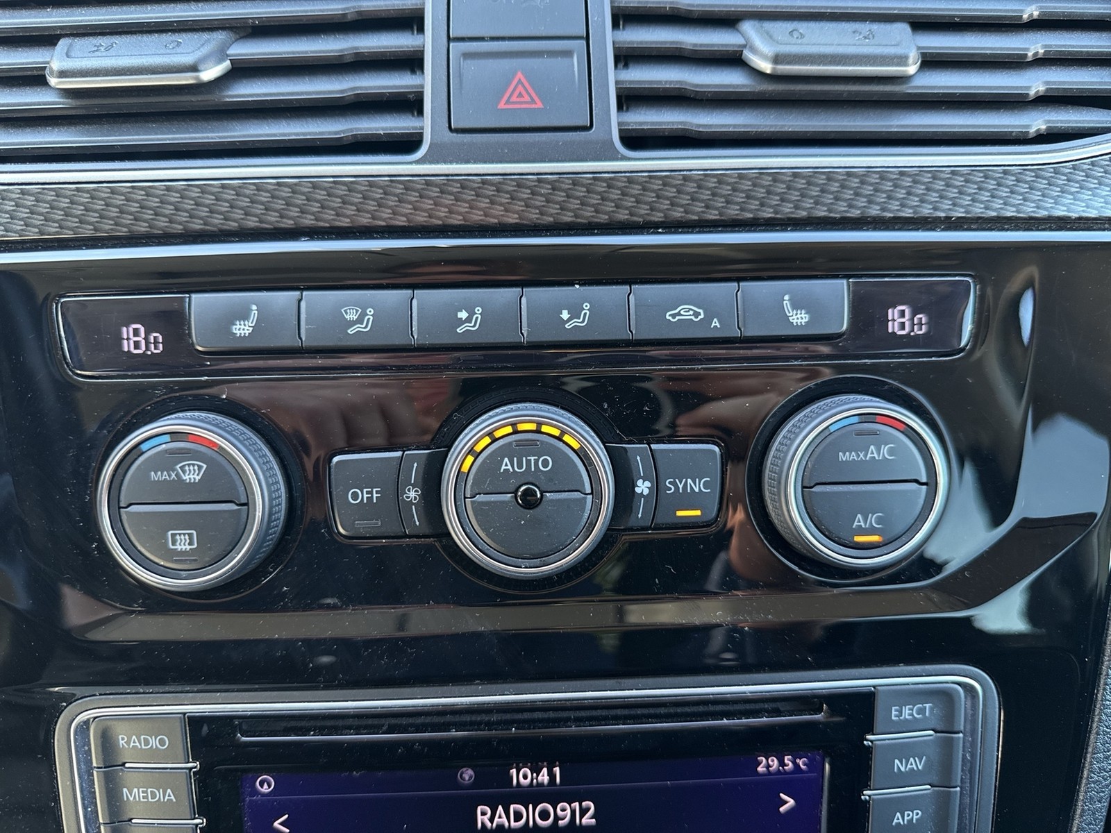 Volkswagen Caddy 2.0 ALLTRACK AHK KAMERA NAVI ALU XENON