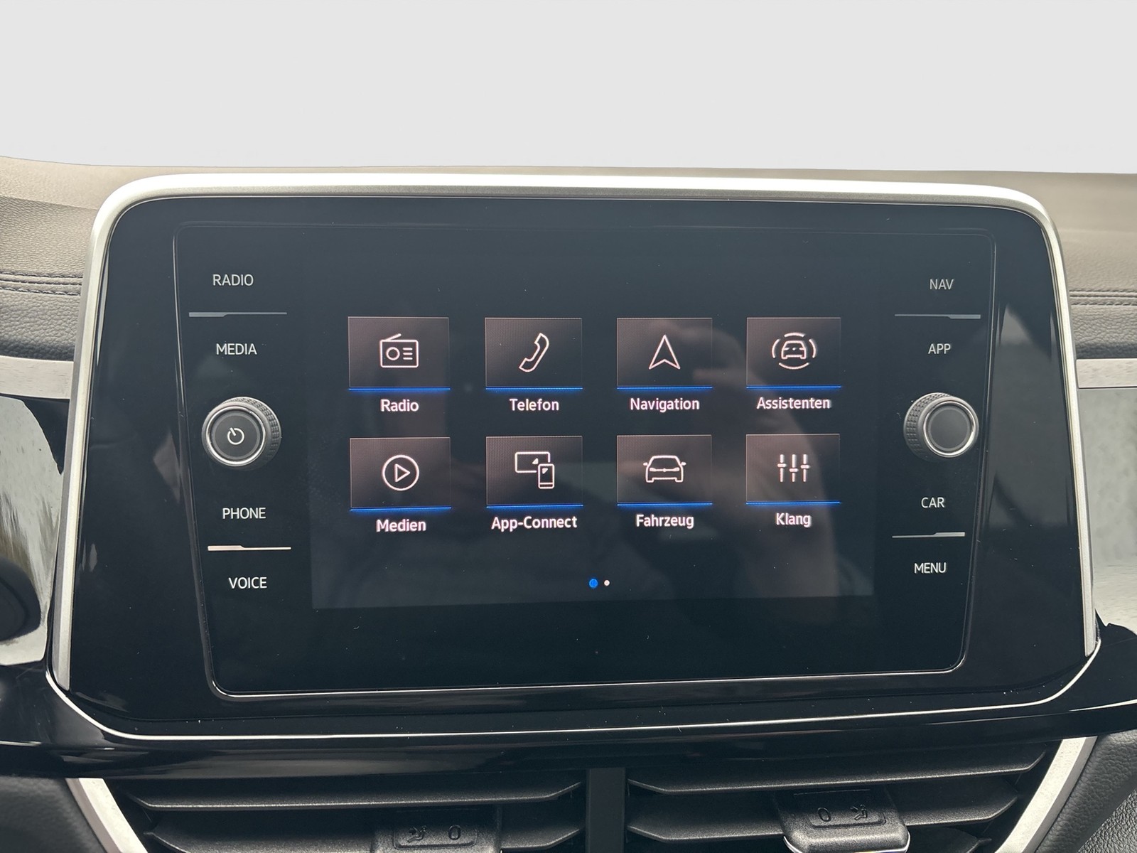 Volkswagen T-Roc 2.0 R-LINE ACC LM17 NAVI CARPLAY SITZHEIZ.