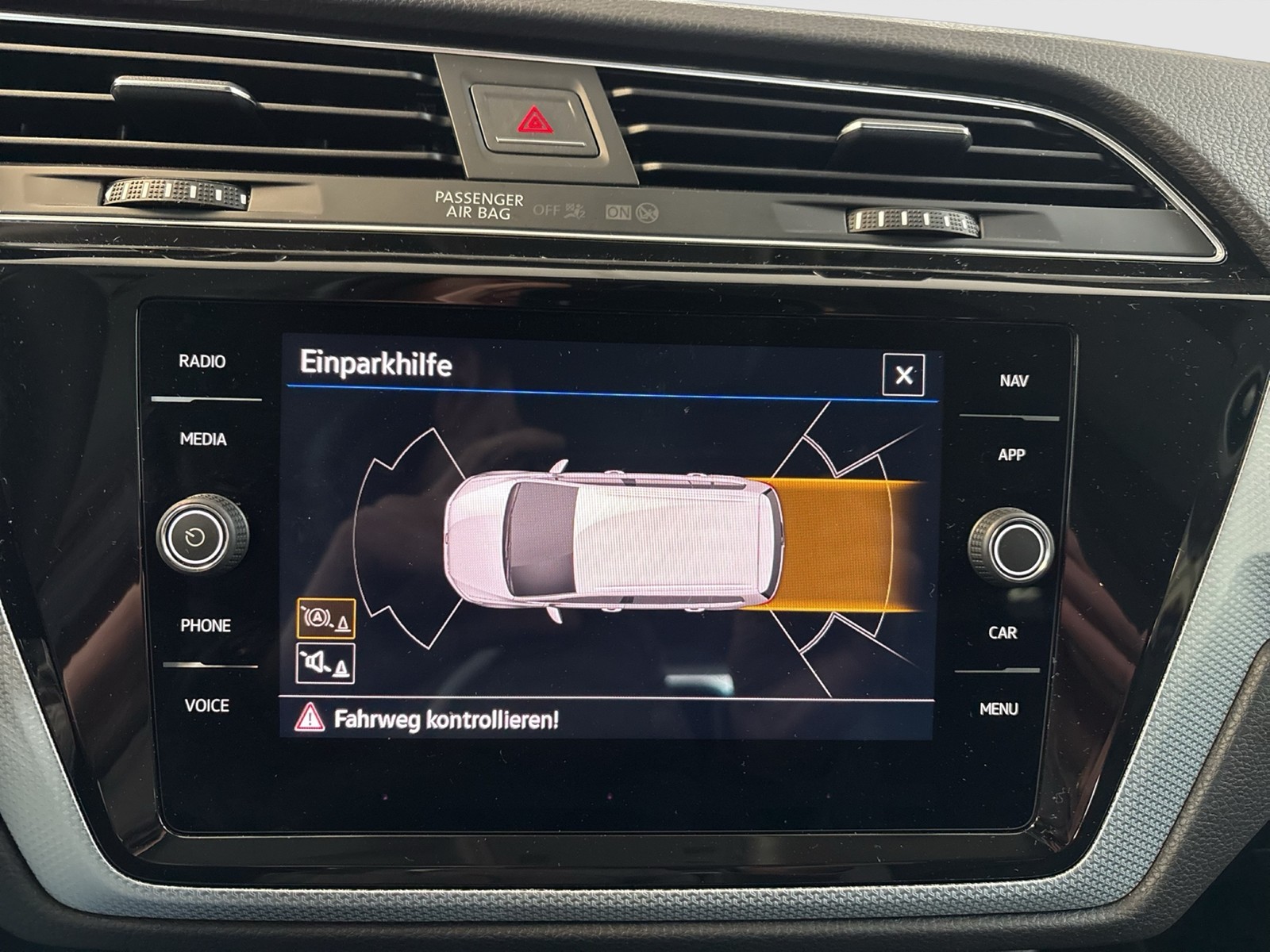 Volkswagen Touran 1.5 COMFORTLINE 7SITZE ACC AHK SITZHEIZ.