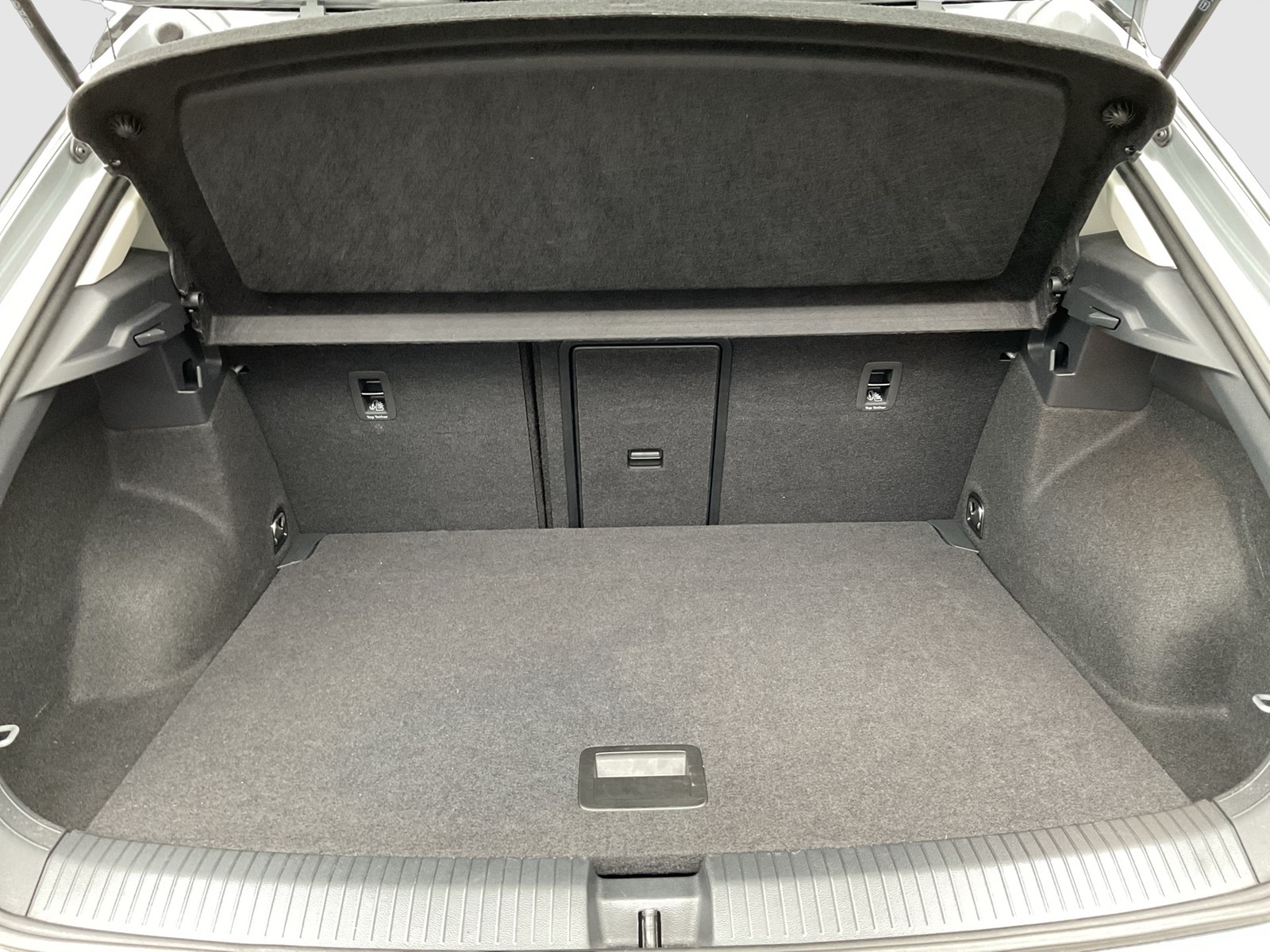 Volkswagen T-Roc 2.0 GOAL AHK CAM ACC LM17 NAVI SITZHEIZUNG