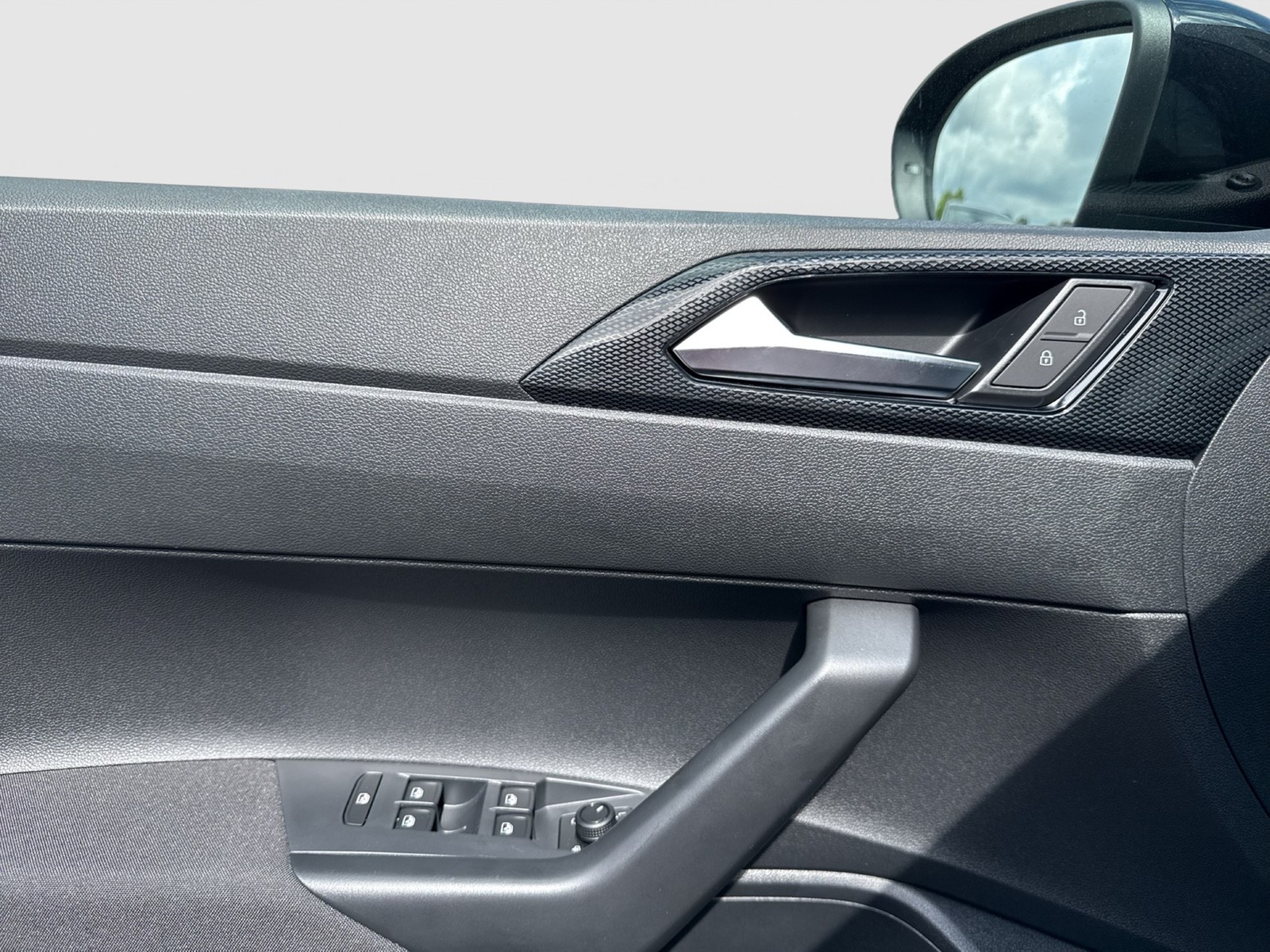 Volkswagen Taigo 1.5 LIFE CAM LM17 NAVI CARPLAY SITZHEIZUNG