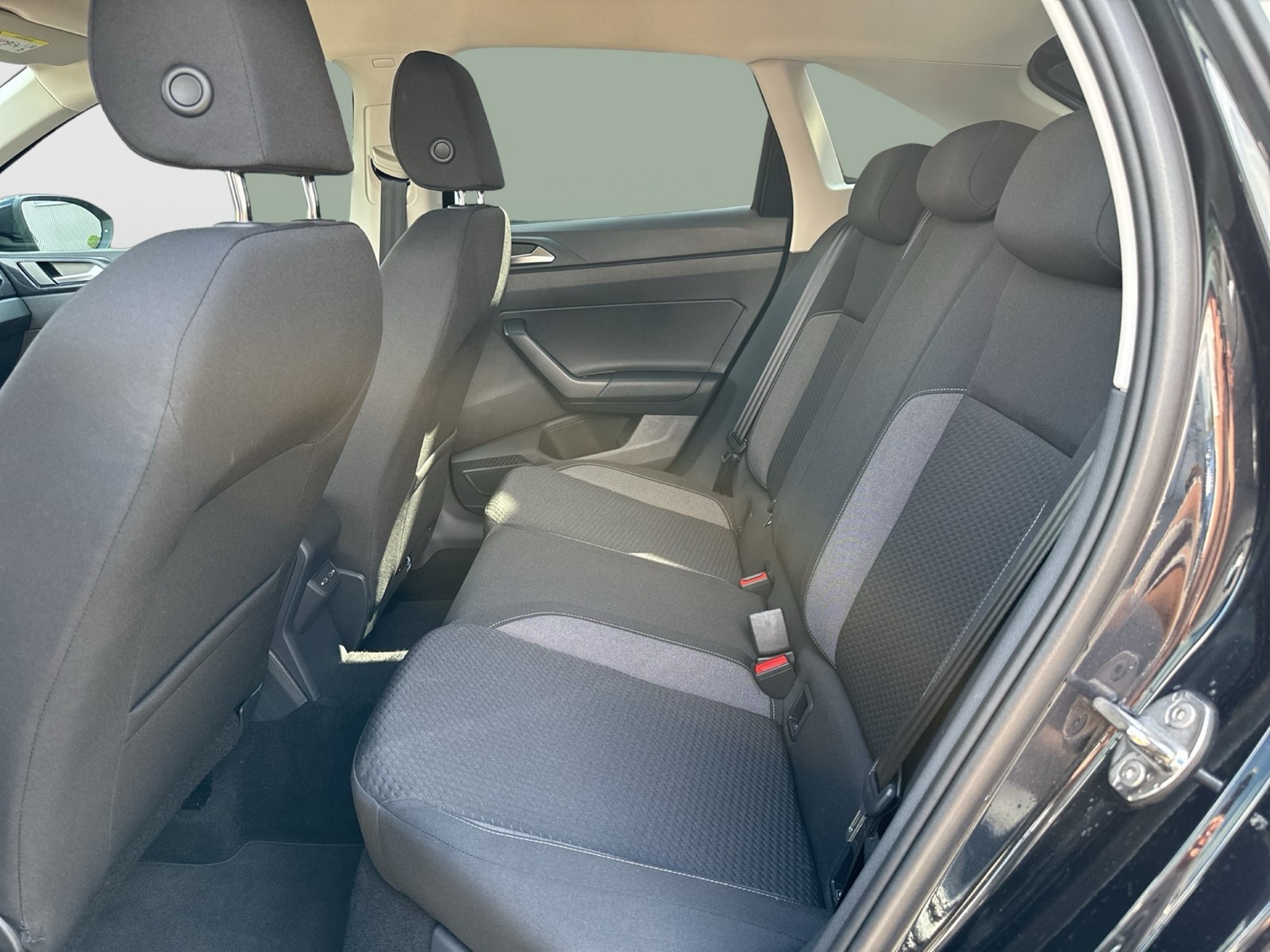 Volkswagen Taigo 1.5 LIFE CAM LM17 NAVI CARPLAY SITZHEIZUNG